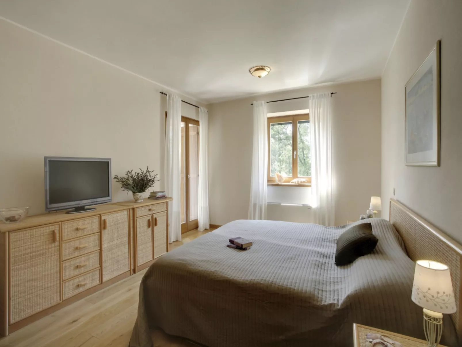 In Karigador mit Terrasse, Whirlpool und Garten