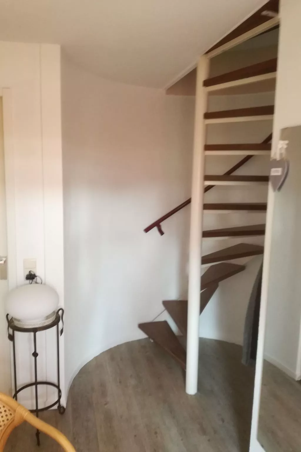 Einmalige, ruhige Ferienvilla im Grünen-Binnen