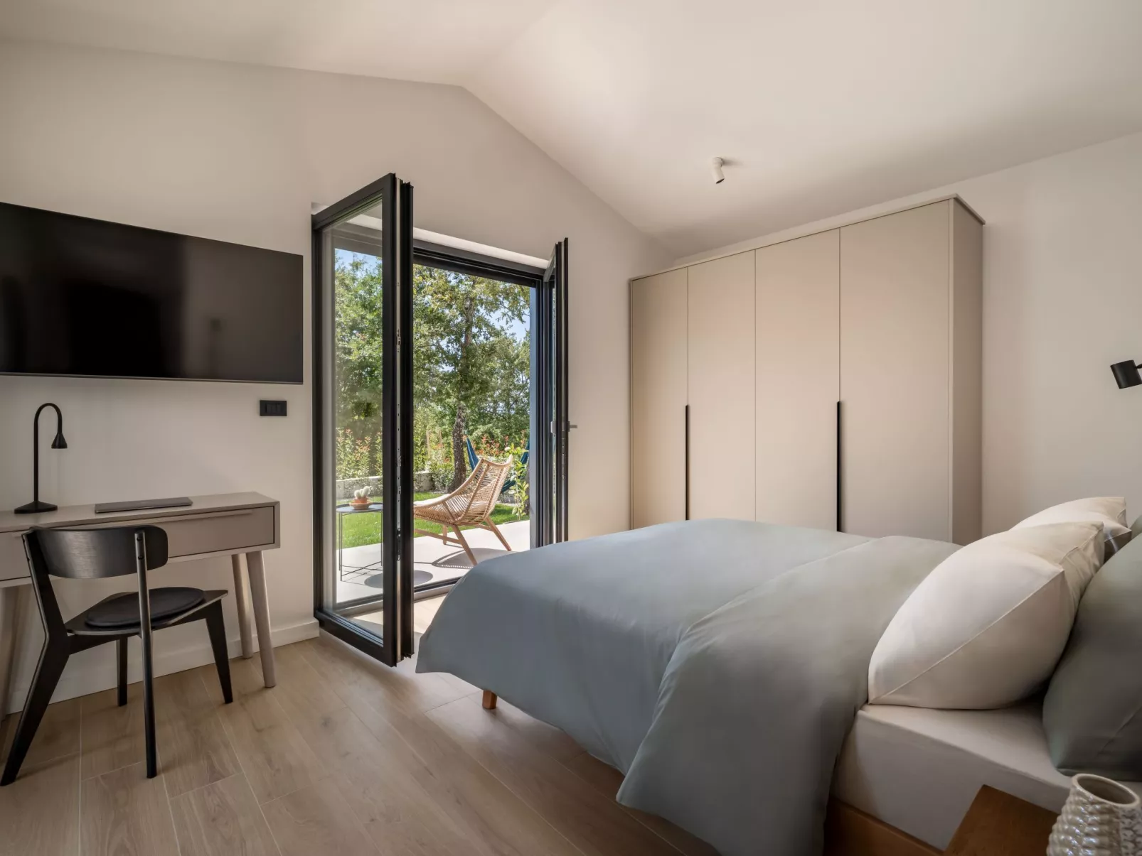 Design Villa Nux für 5 Personen mit beheiztem Pool