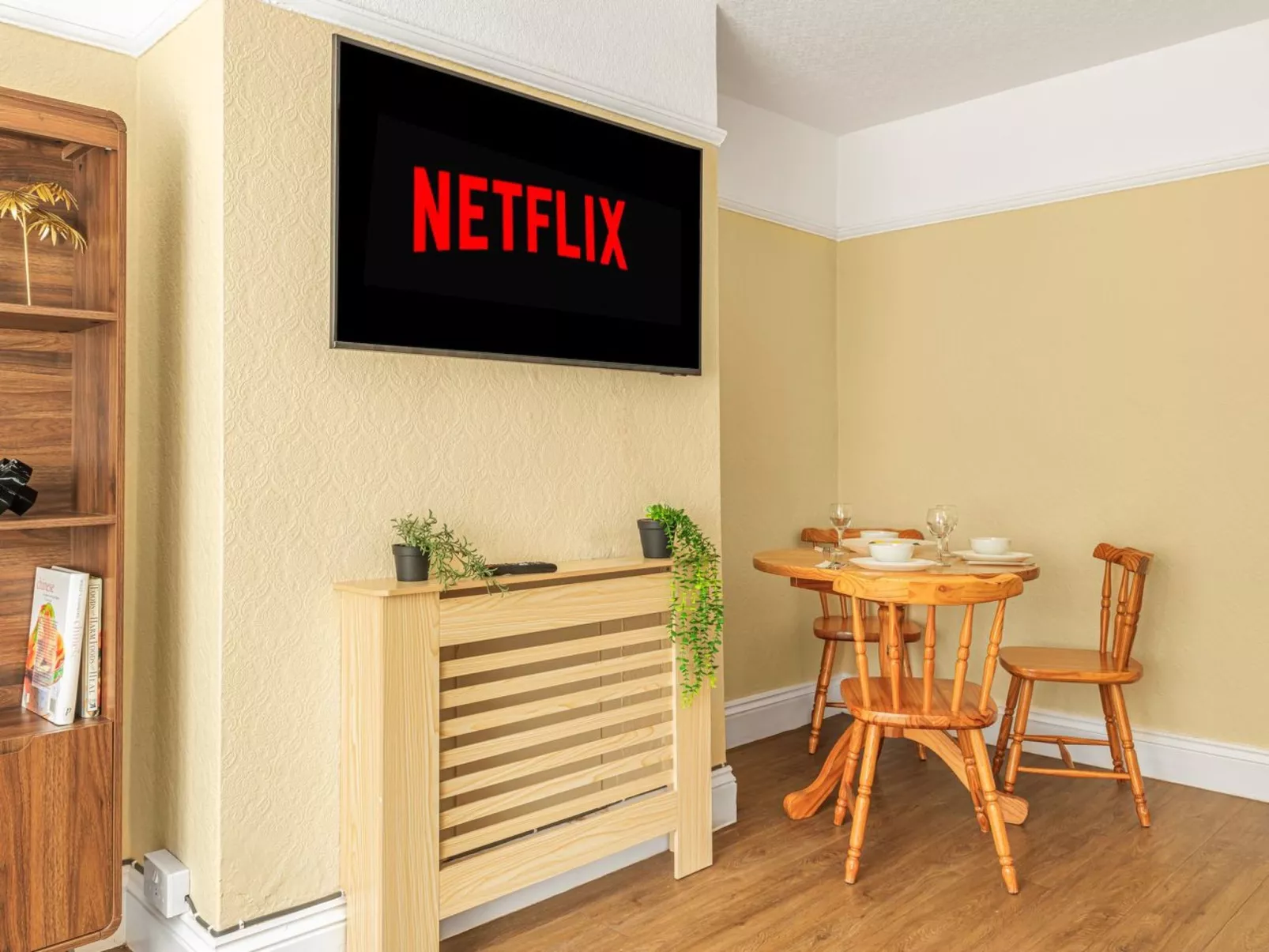 "3-Bett-Haus mit Parkplatz und Büro"