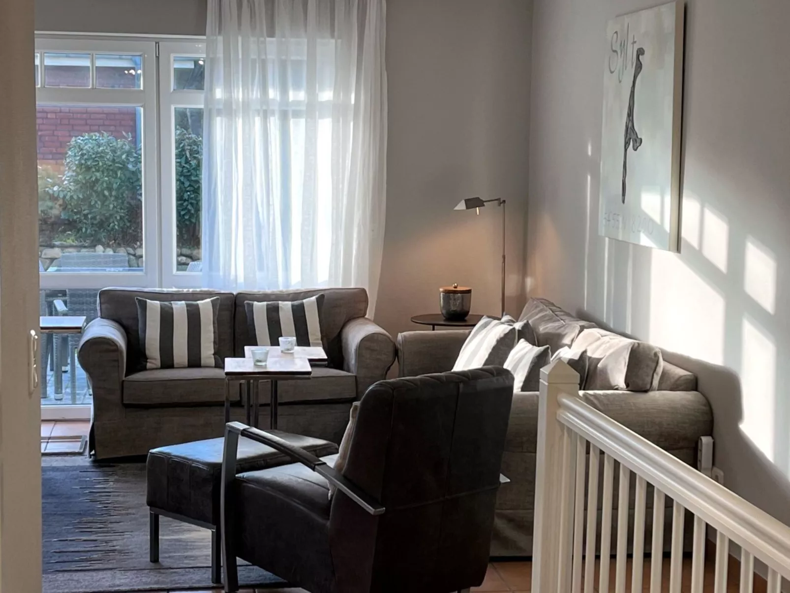 Helle Ferienwohnung mit sonniger Terrasse-Image-tags.info