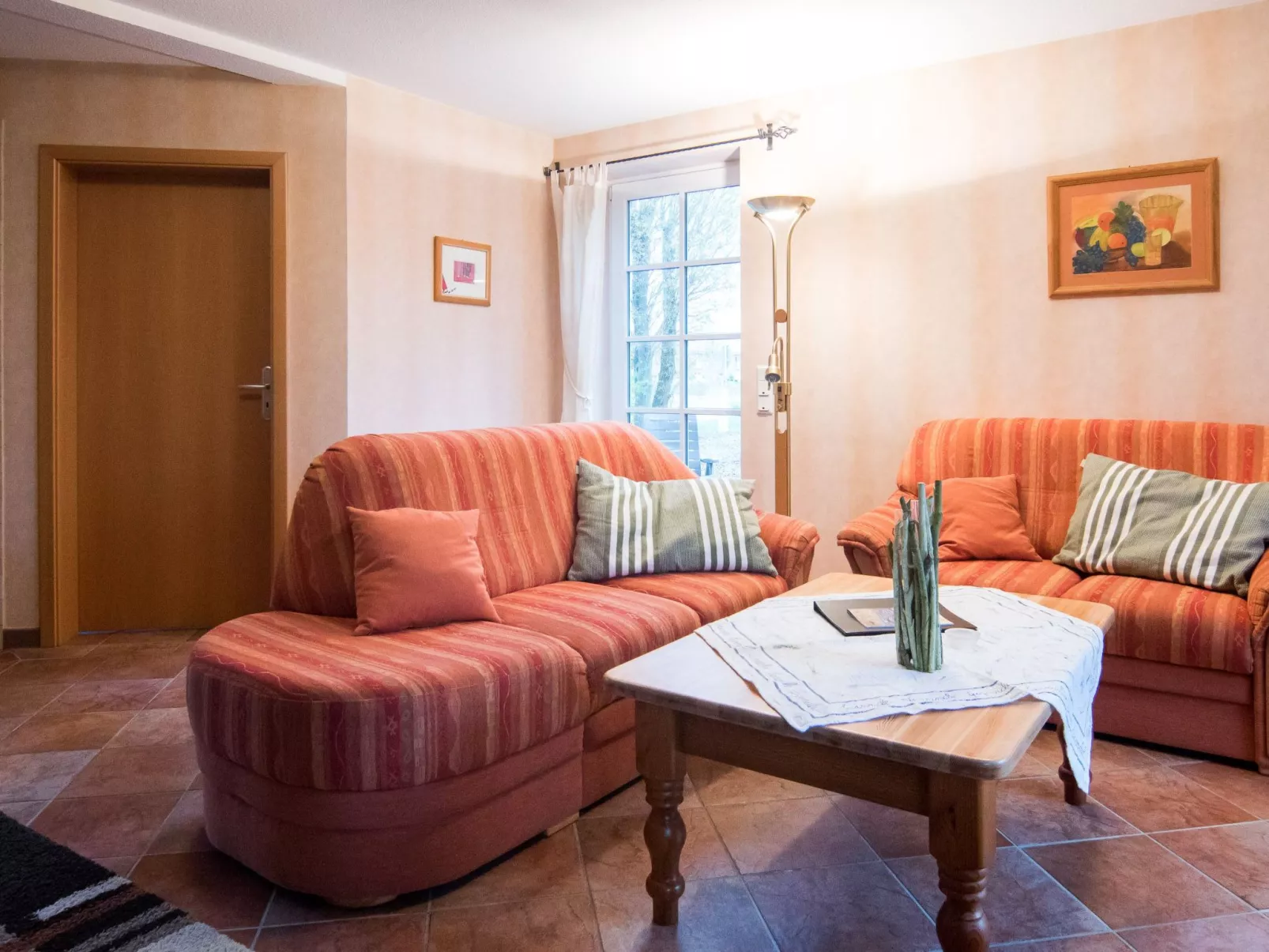 Haus Jan-Image-tags.info