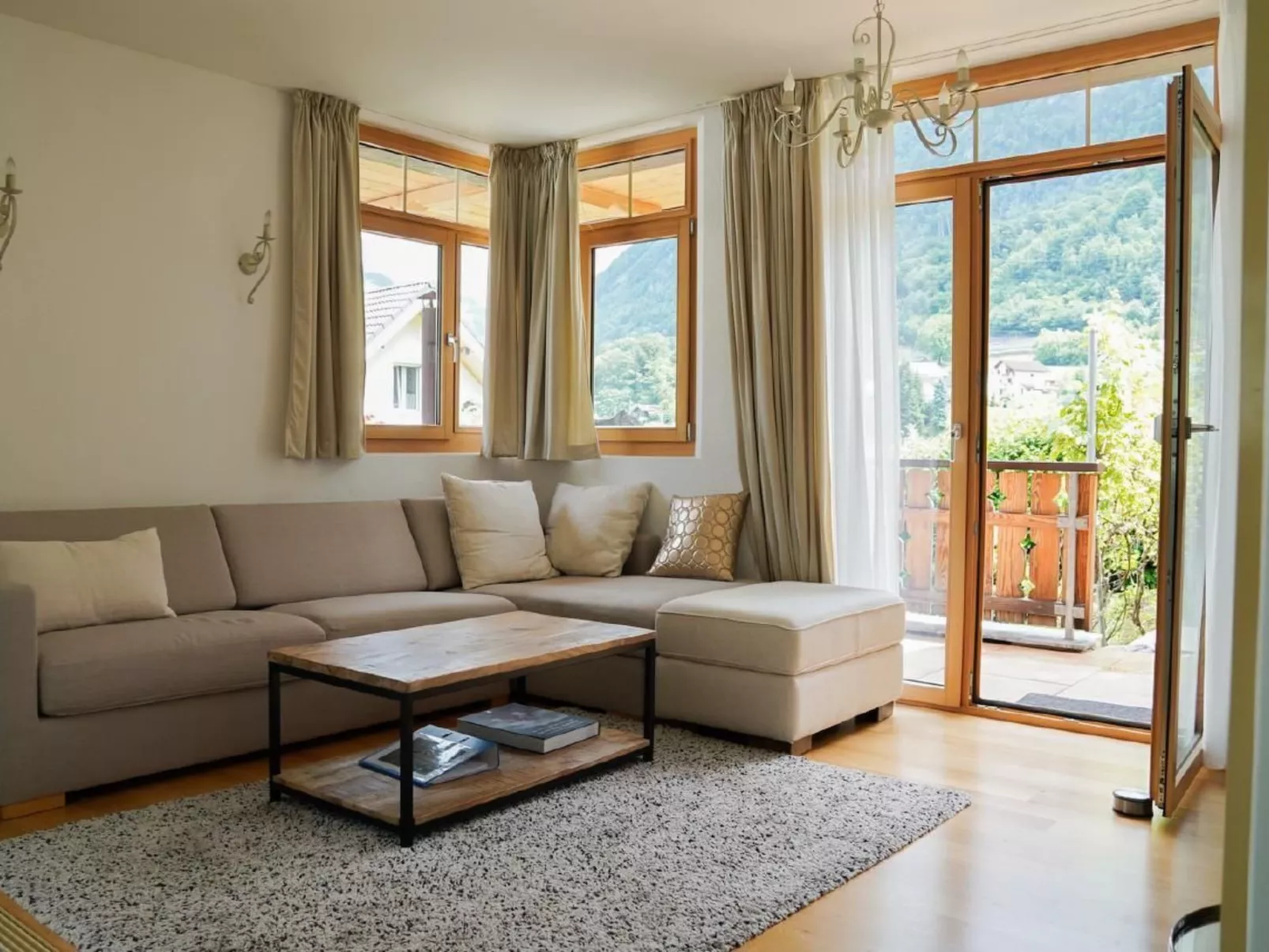 Amazing Chalet | Heidiland | Pool & Sauna-Binnen