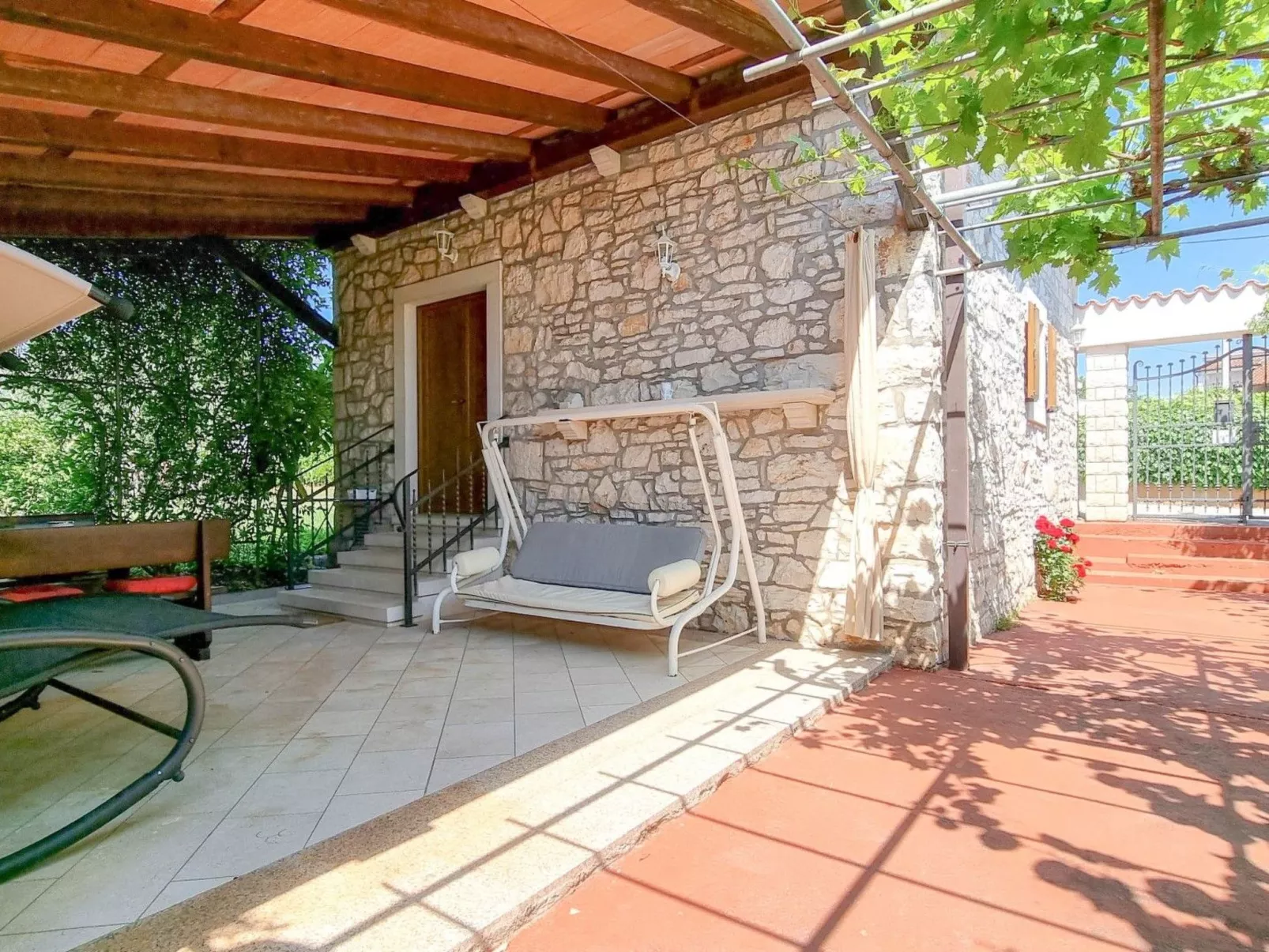 Einzimmerwohnung "Nadja 2" mit Terrasse