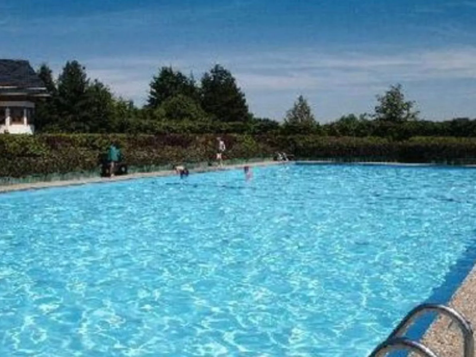 Eifelhäuschen Wald-Buiten