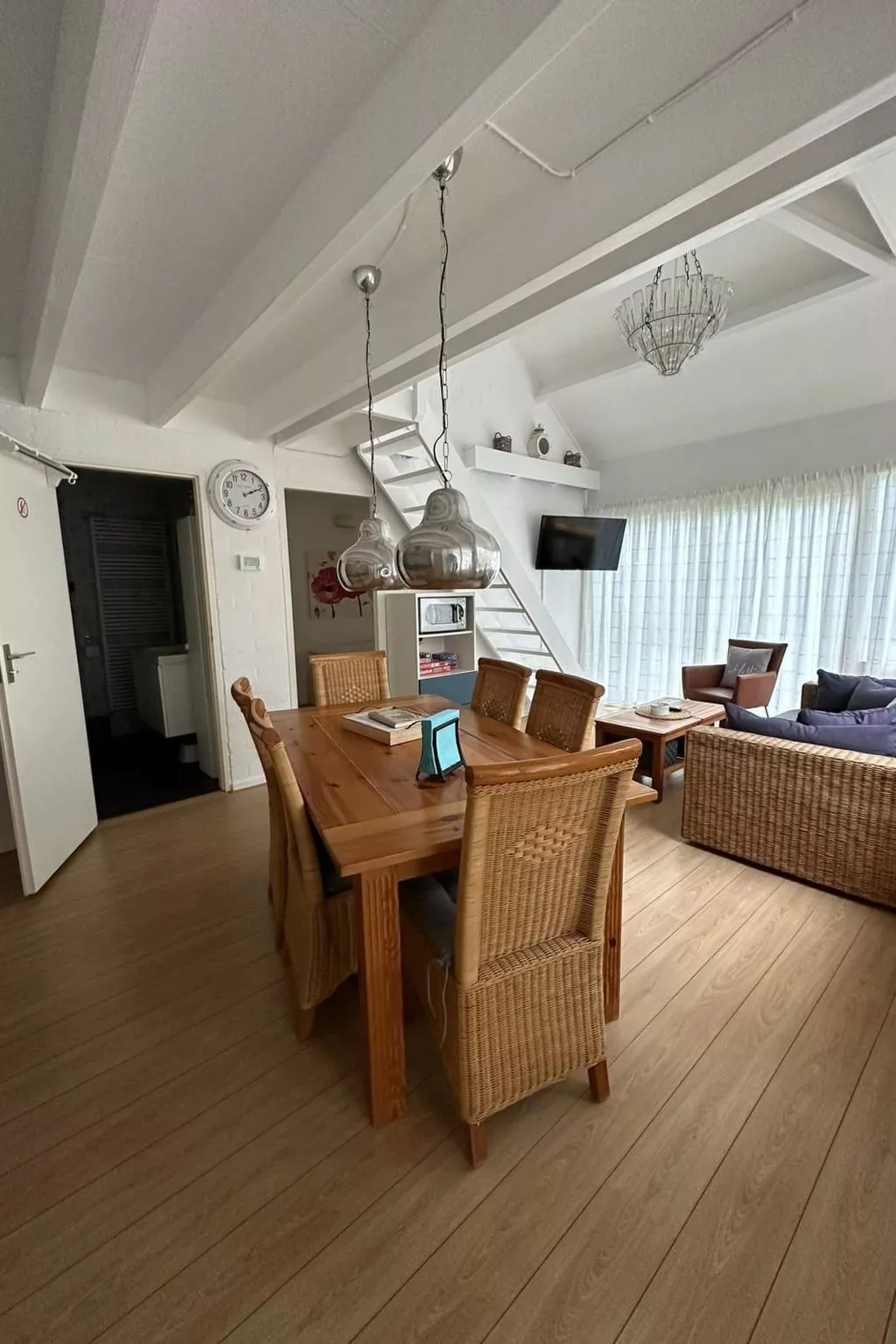 Mit Garten, Grill und Terrasse