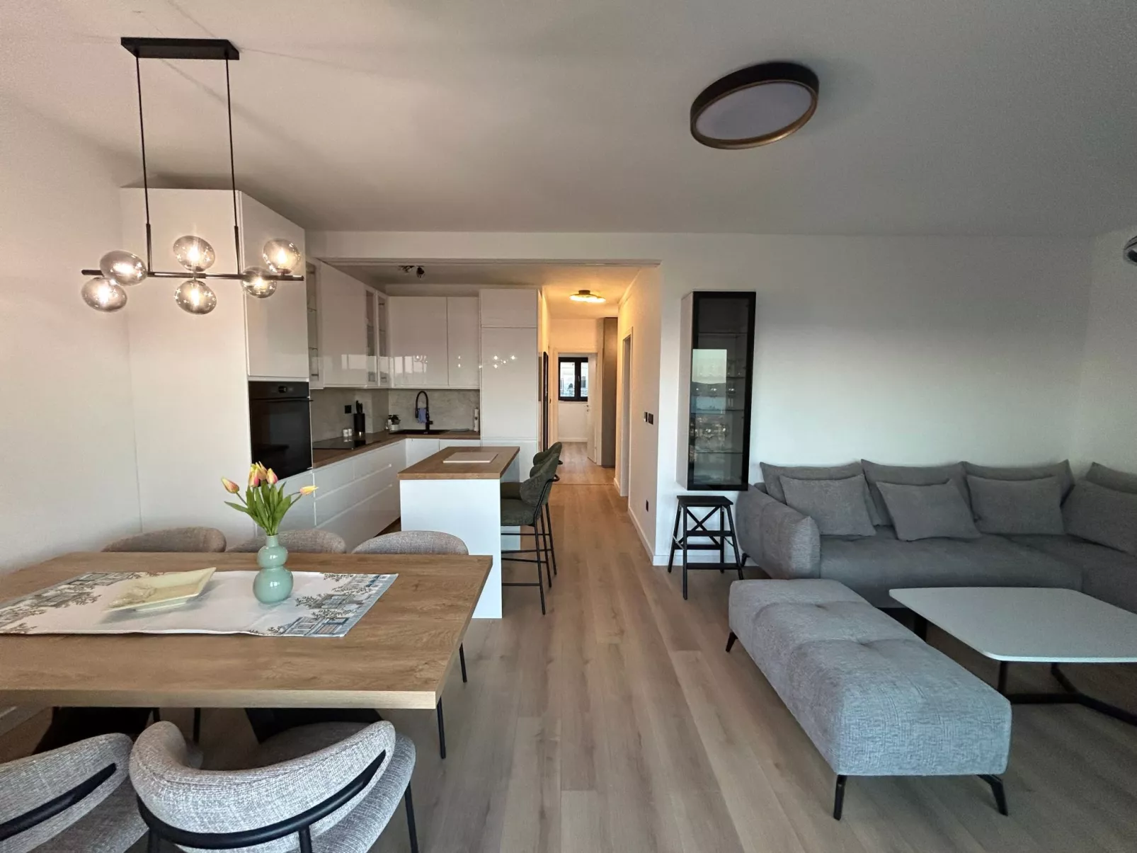 "Magnificent Lux View"-Binnen