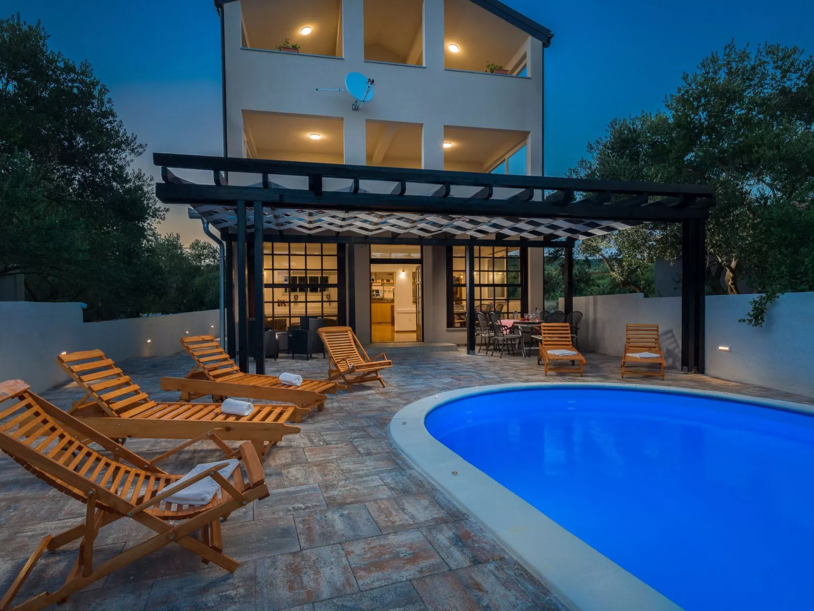 Villa Marin für 16 Personen in Sveti Petar na Moru-Buiten