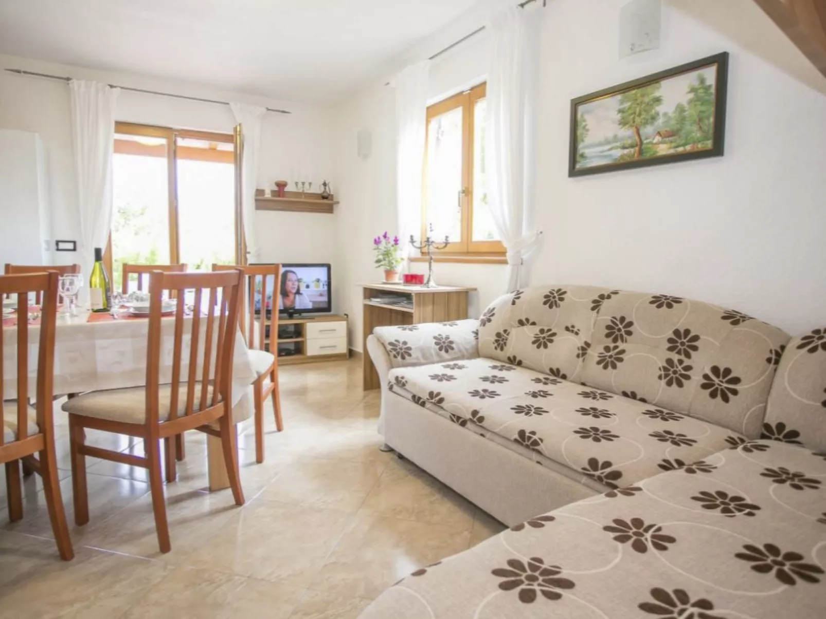 Valmonida mit Pool-Binnen