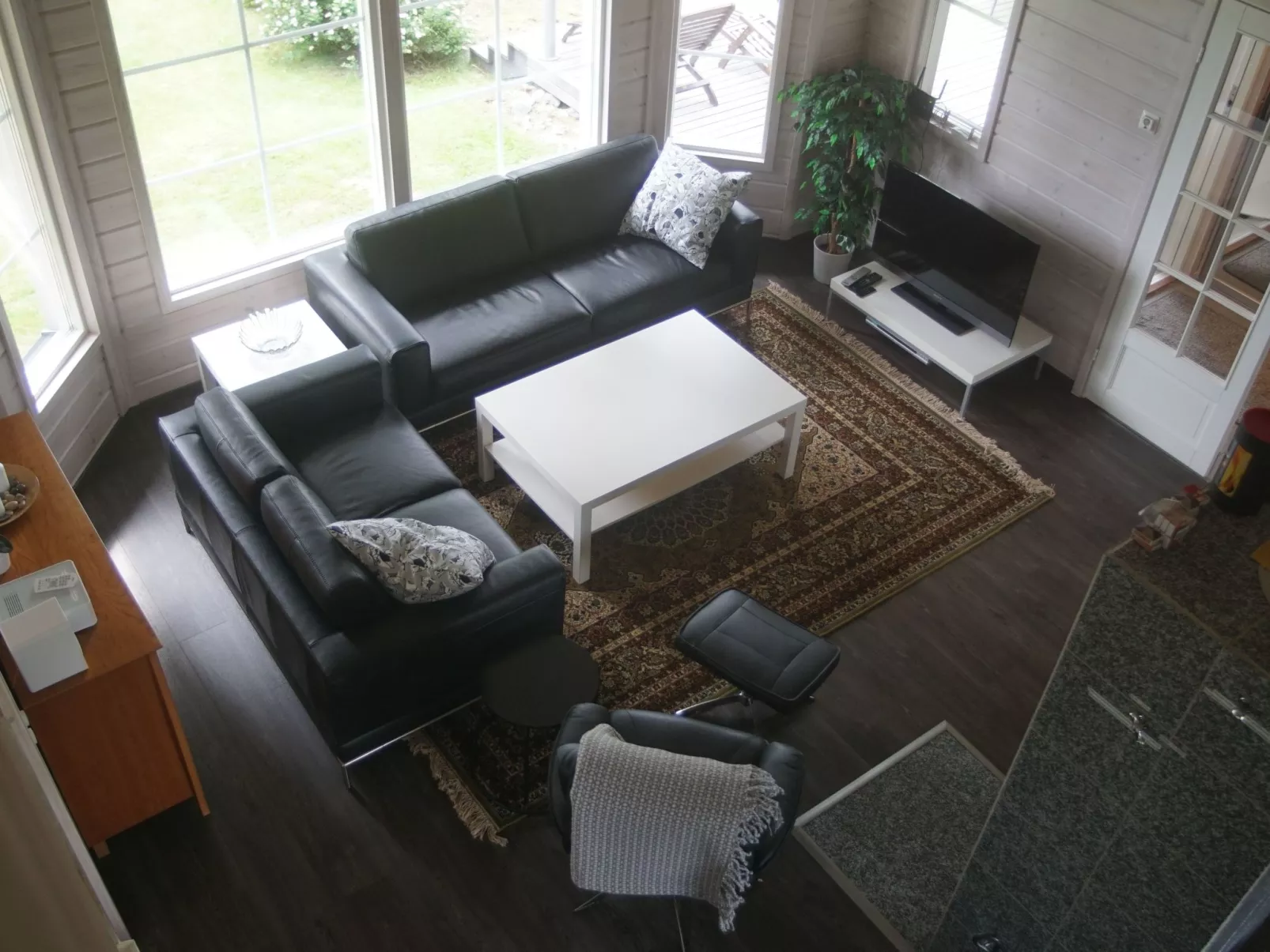 Ferienvilla mit Sauna und Garten am See-Binnen