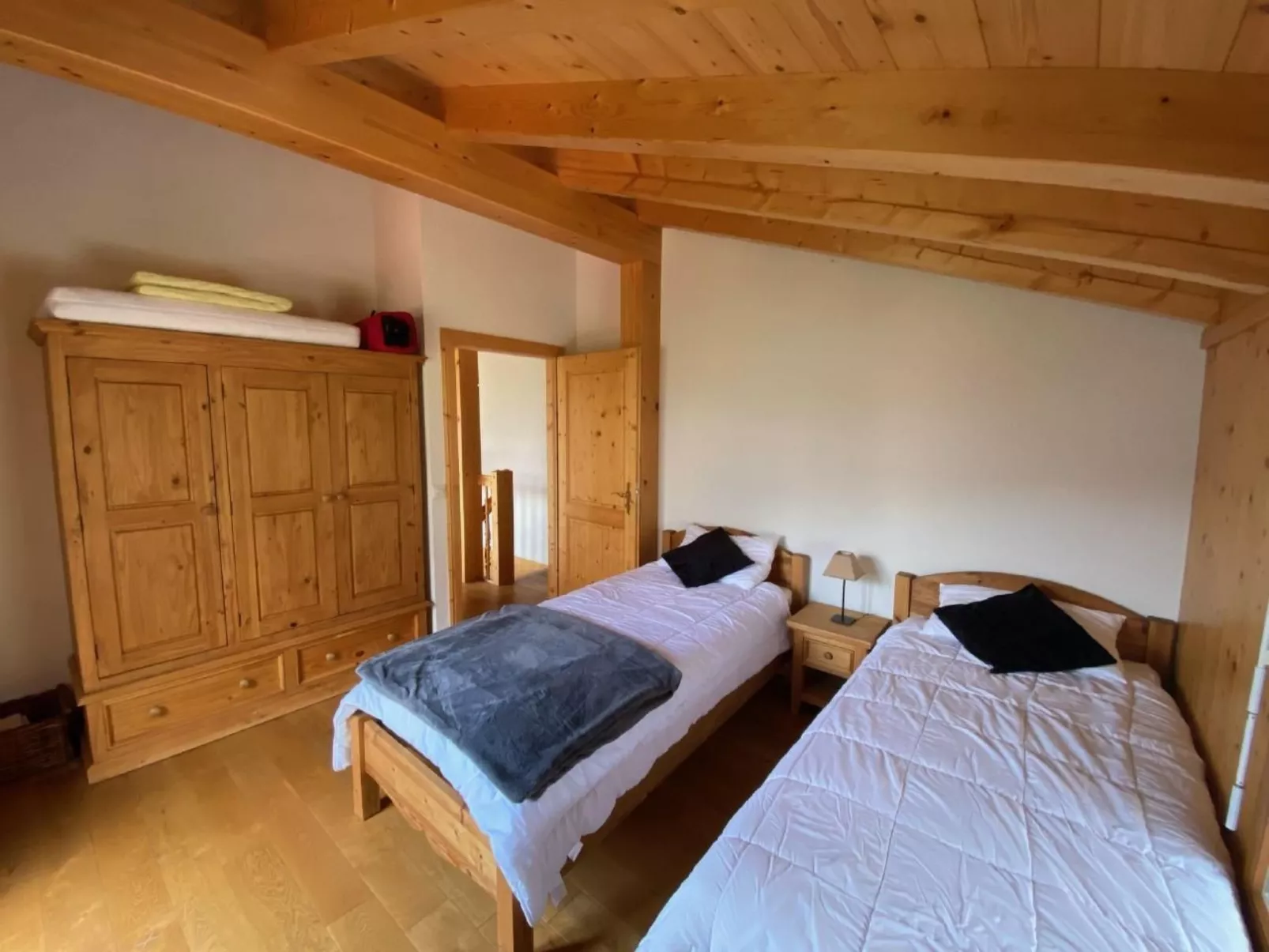 Chalet Alpilles - 4 Zi. mit atemberaubender Aussicht-Binnen