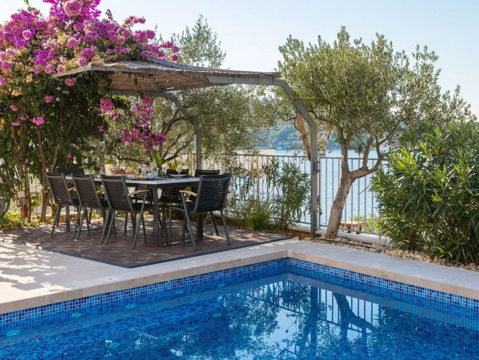 Villa mit Hydromassage und beheiztem Pool