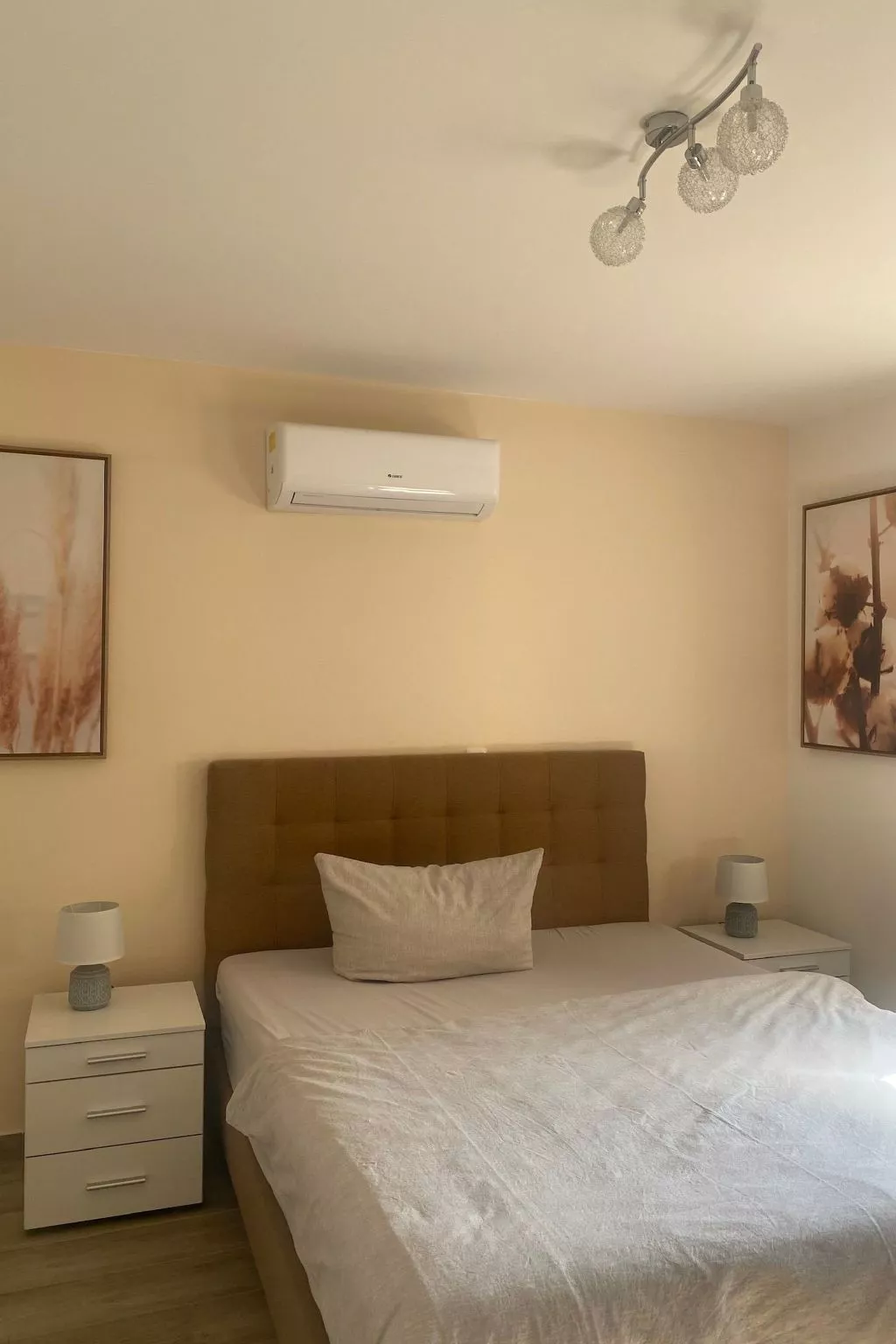 Großes Ferienhaus zur alleinigen Nutzung mit Pool-Binnen