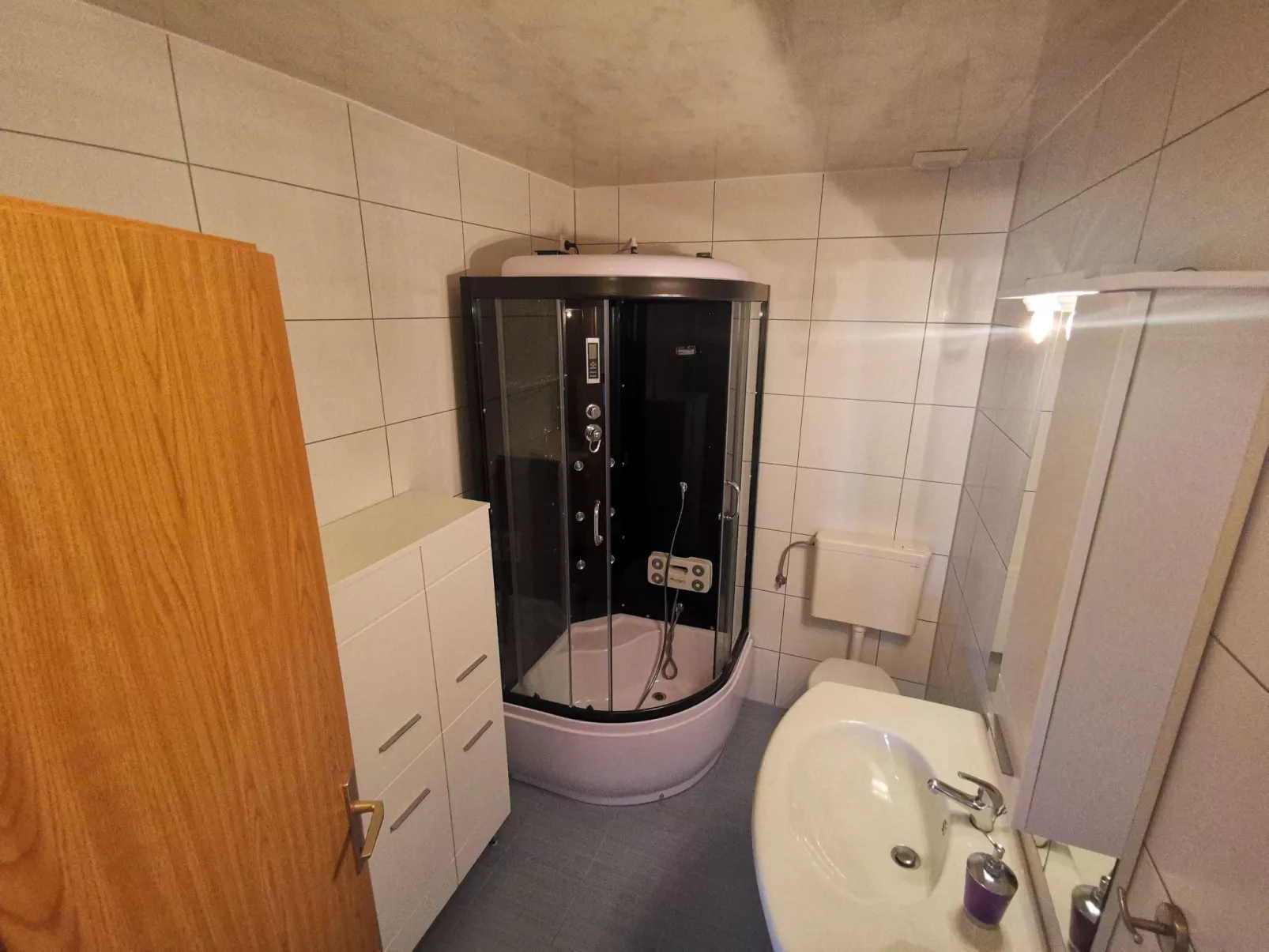 Wohnung 70m vom Strand entfernt, mit AC und WiFi-Binnen