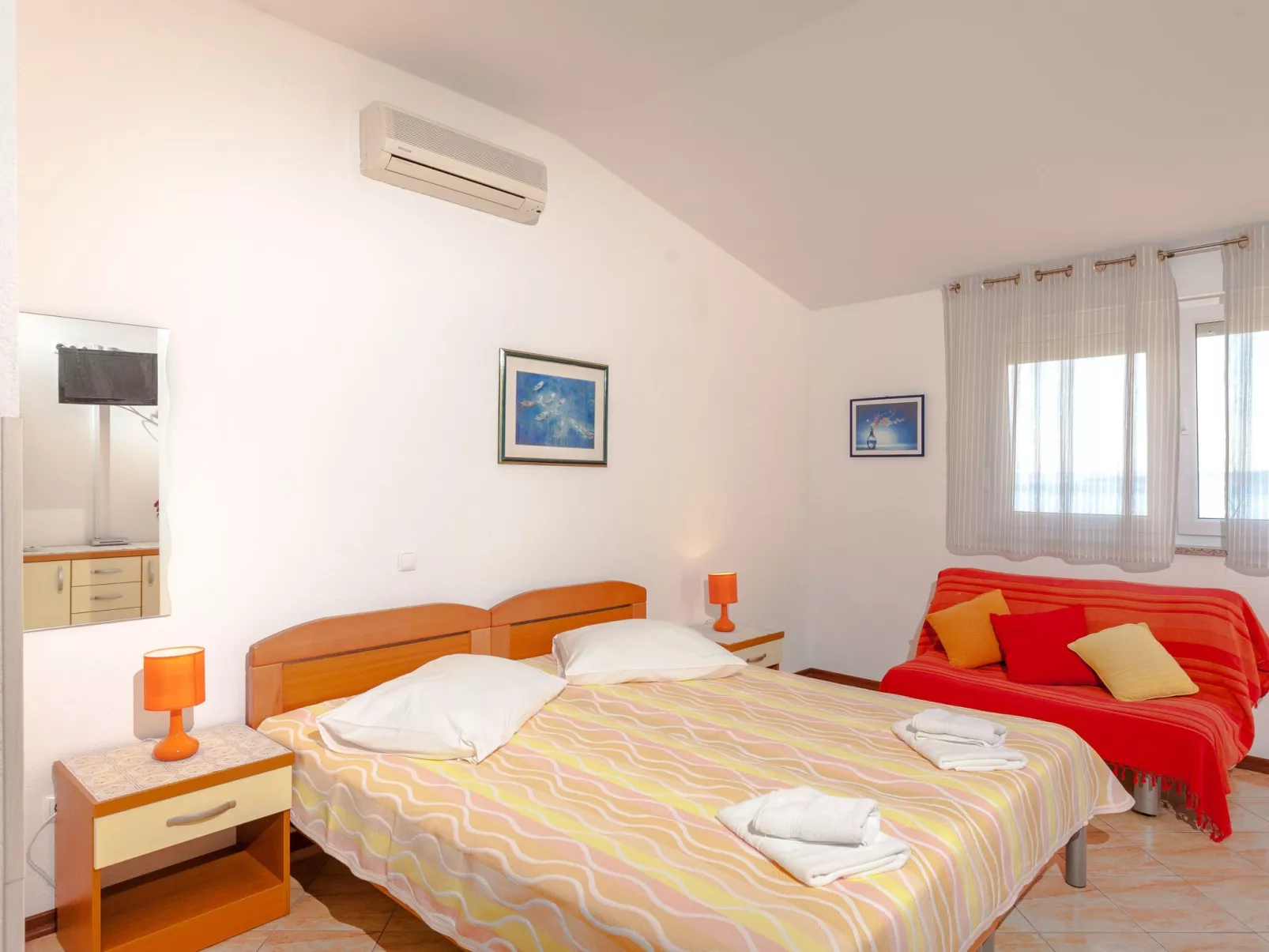 Wohnung für zwei Personen im zweiten Stock-Binnen