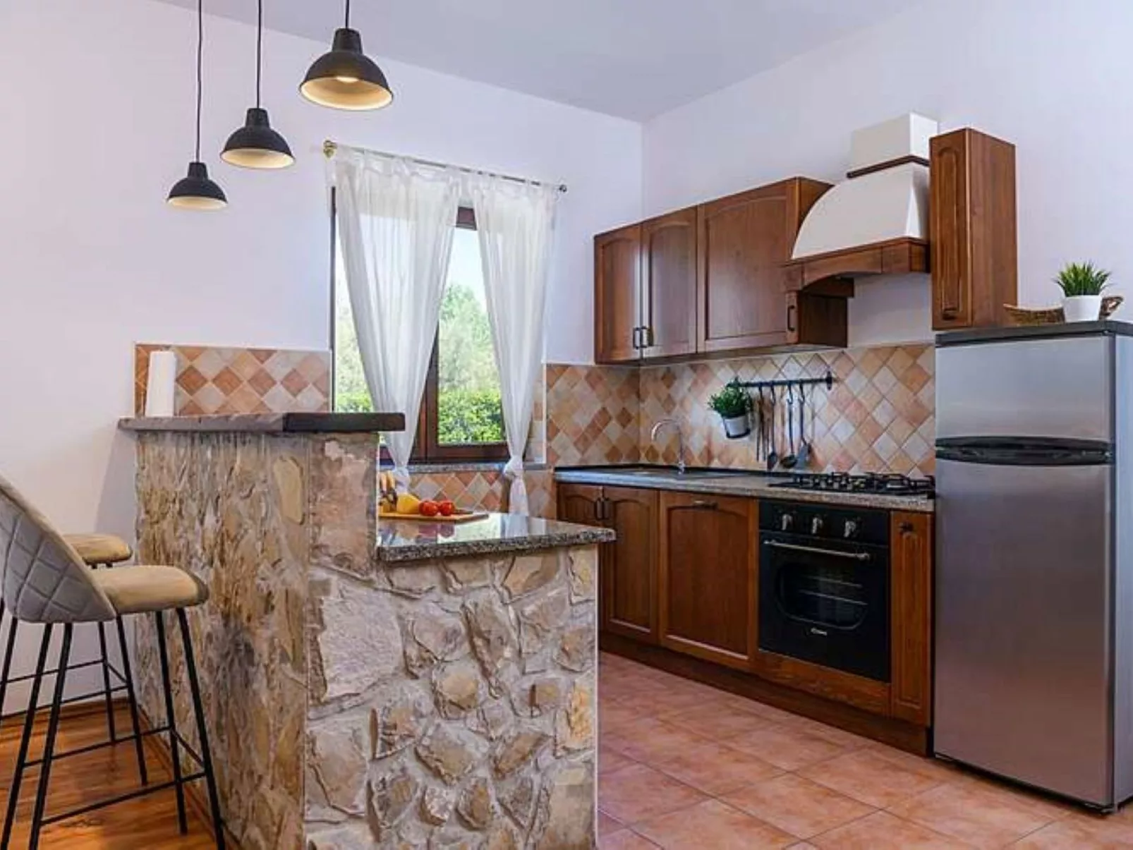 Komfortable, ruhige Erdgeschoss-Ferienwohnung-Binnen