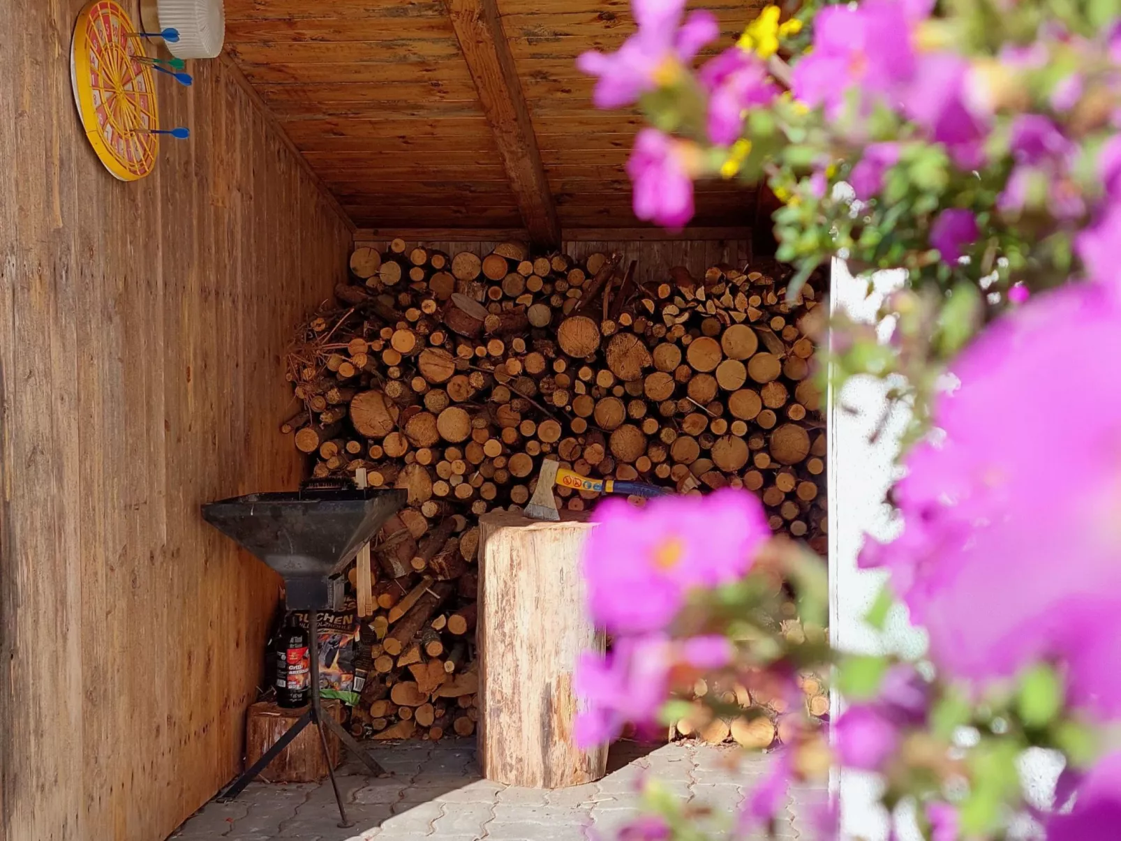 Am Wald gelegenes Ferienhaus "Wolf" mit Kamin-Image-tags.info