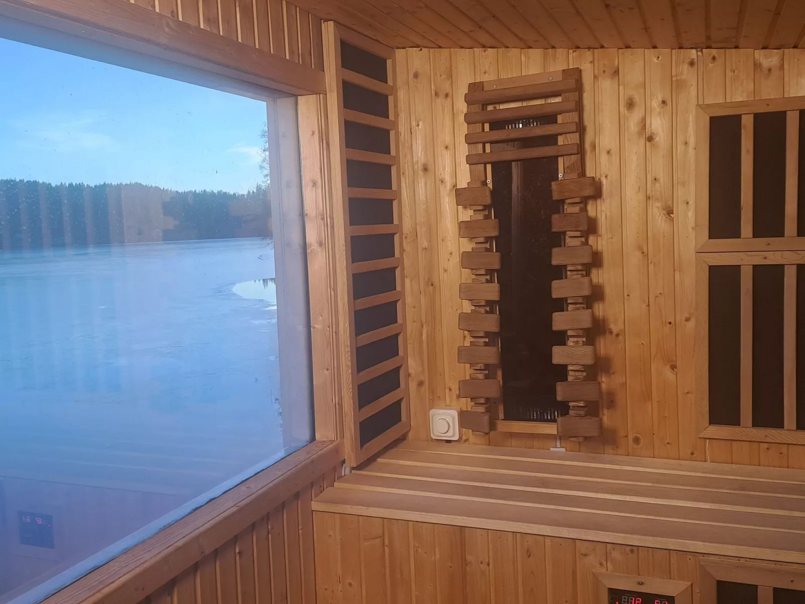 "Évika 3" mit Sauna-Buiten