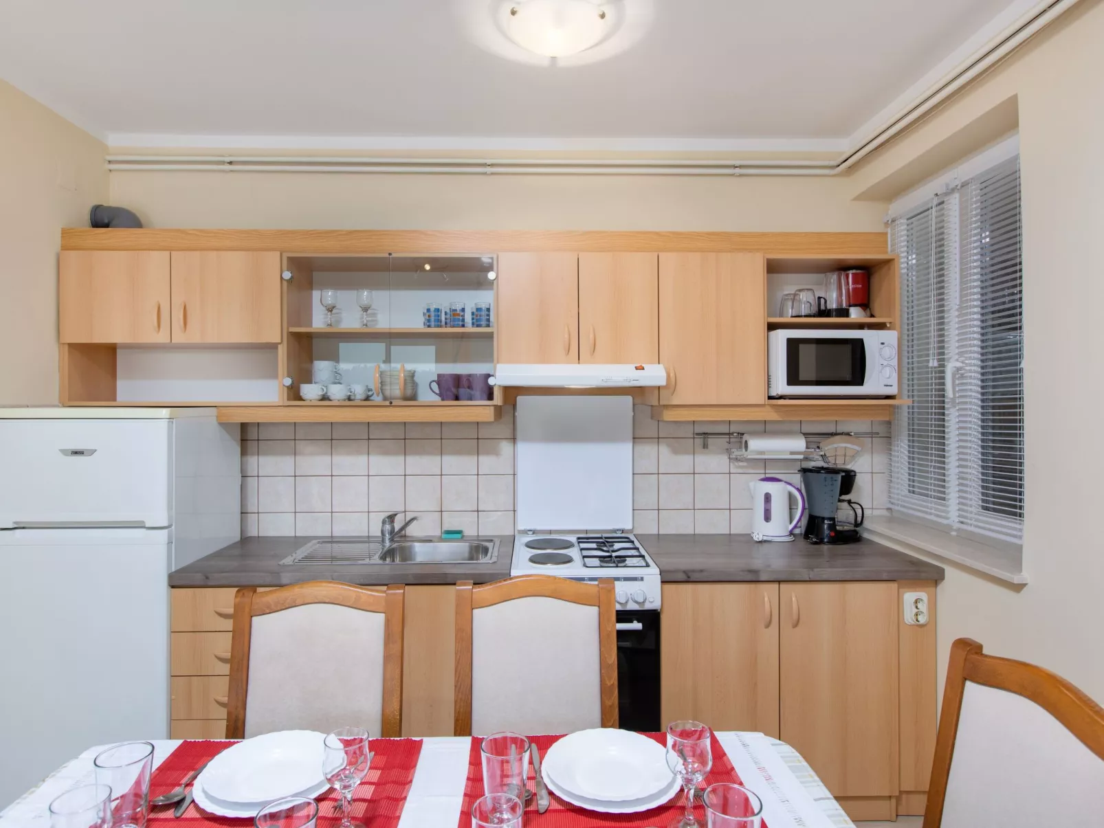 Schöne Wohnung "Apartman Mira 1" mit Terrasse-Binnen