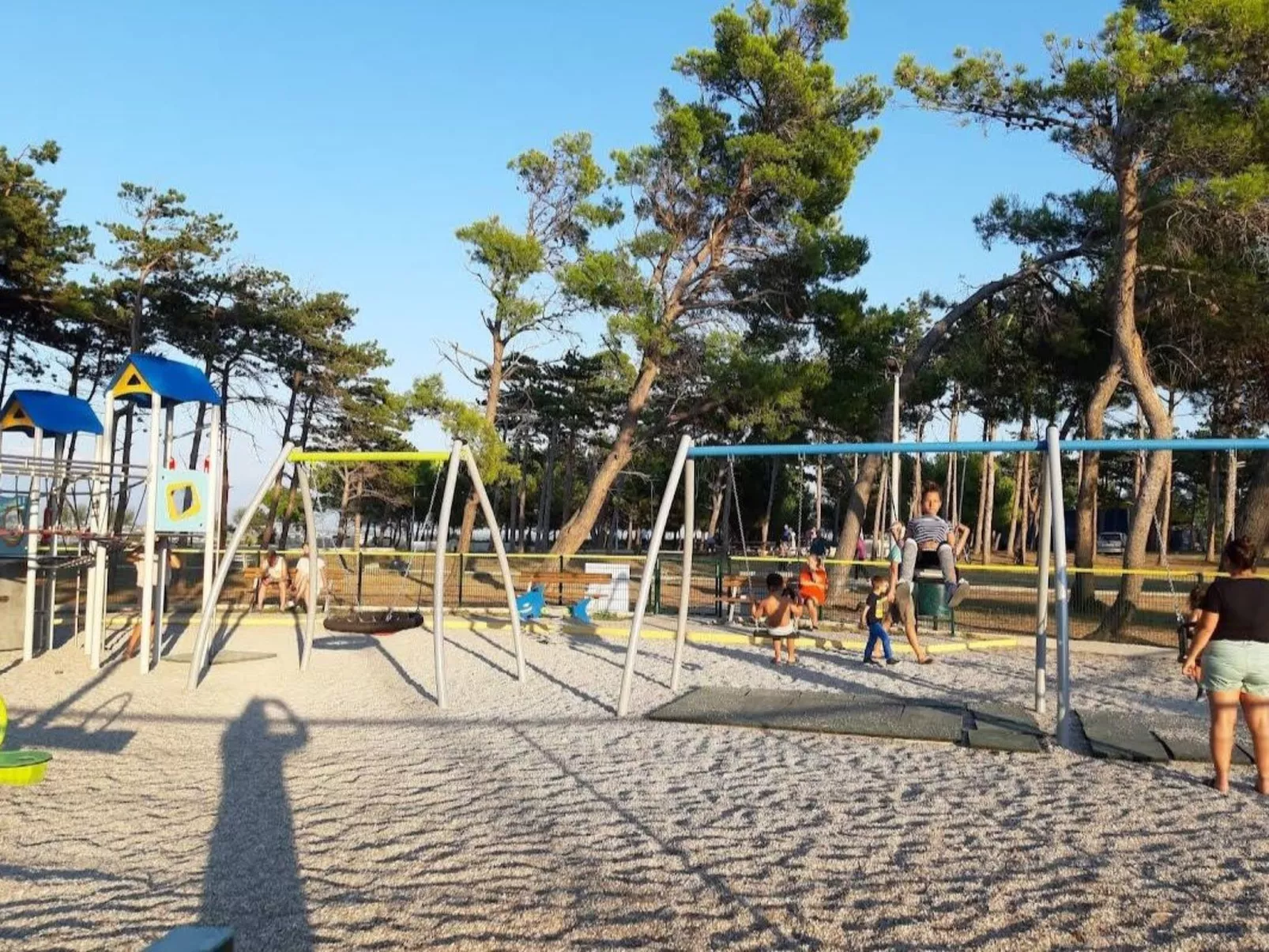 Appartement Dani am Strand mit herrlichem Meerblick-Buiten