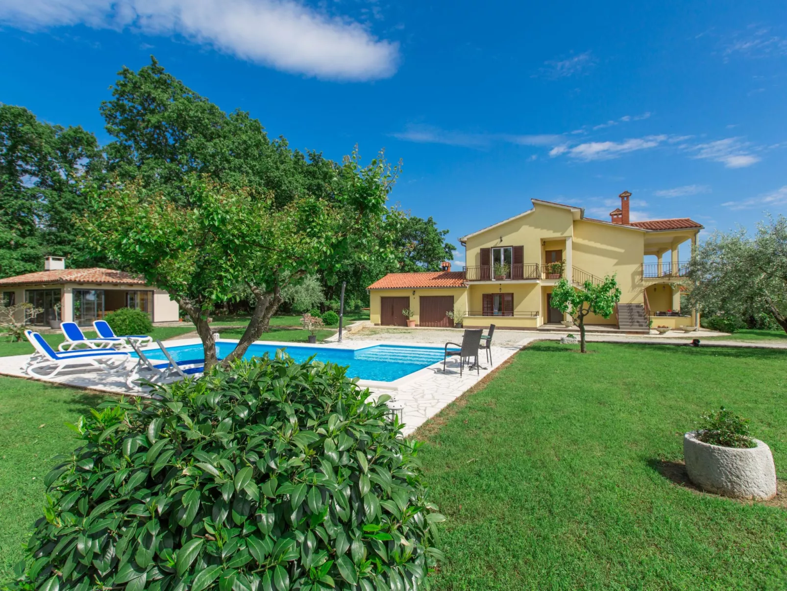 Residence Adelia 1-Buiten