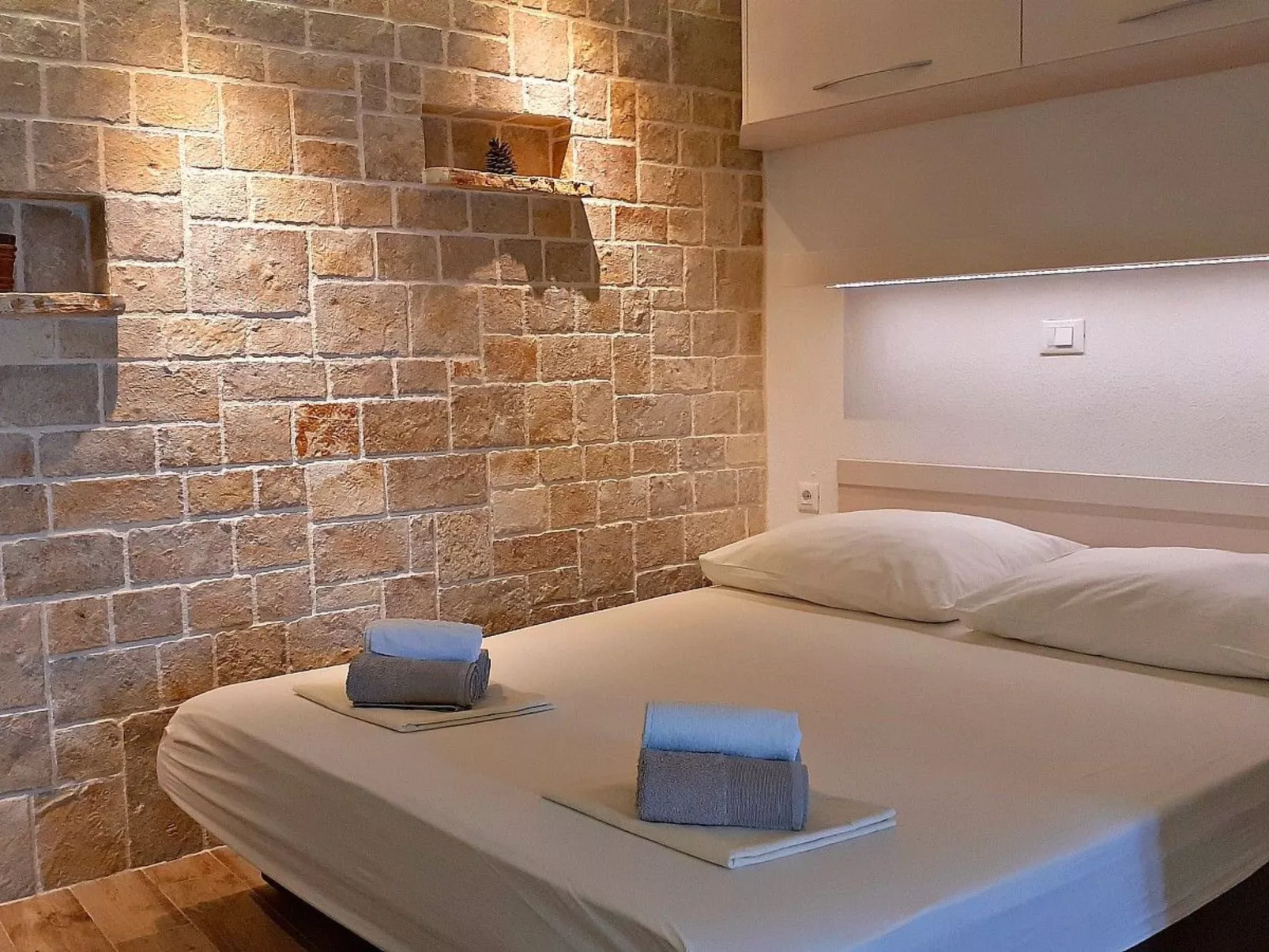 In Baška Voda - Image-tags.info