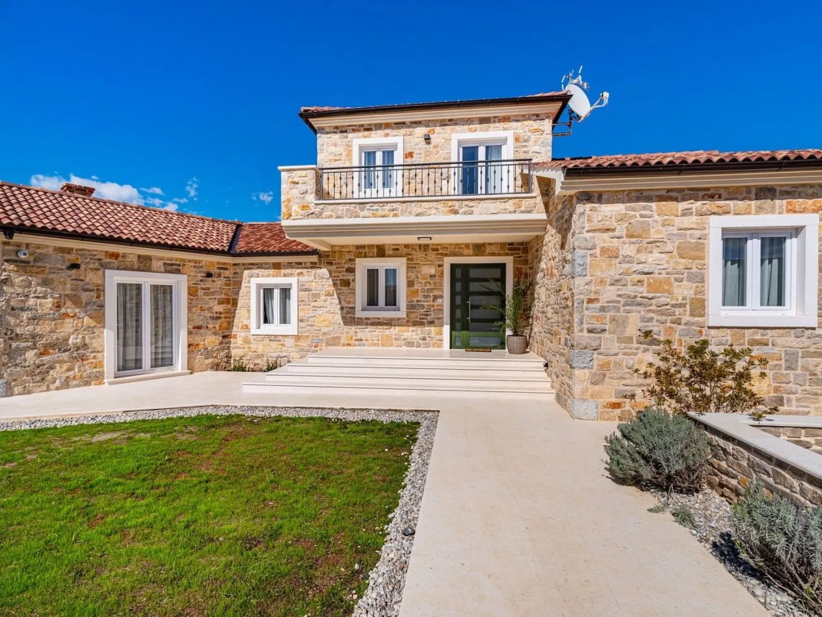 Dalmatinische Villa "Bocagnazzo" mit Pool-Buiten