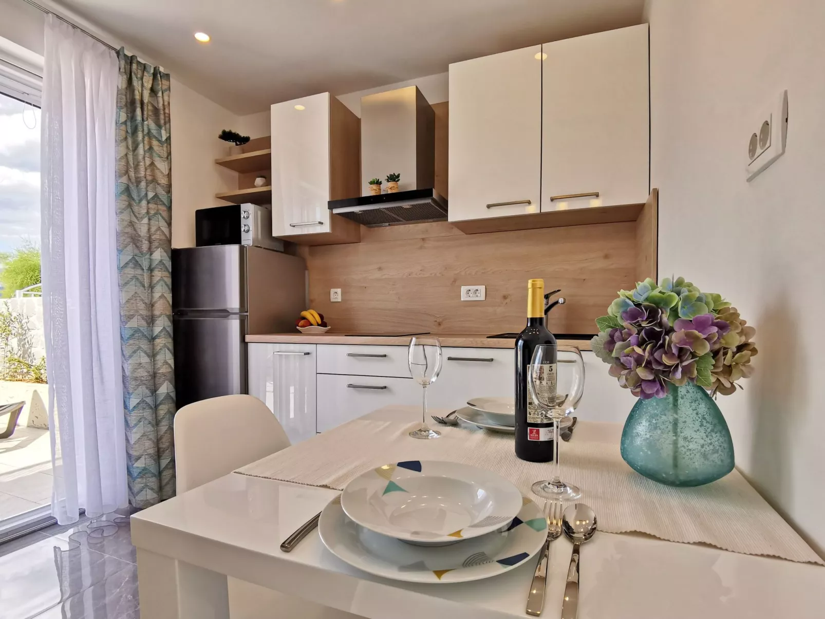 Studio Apartment More-Binnen