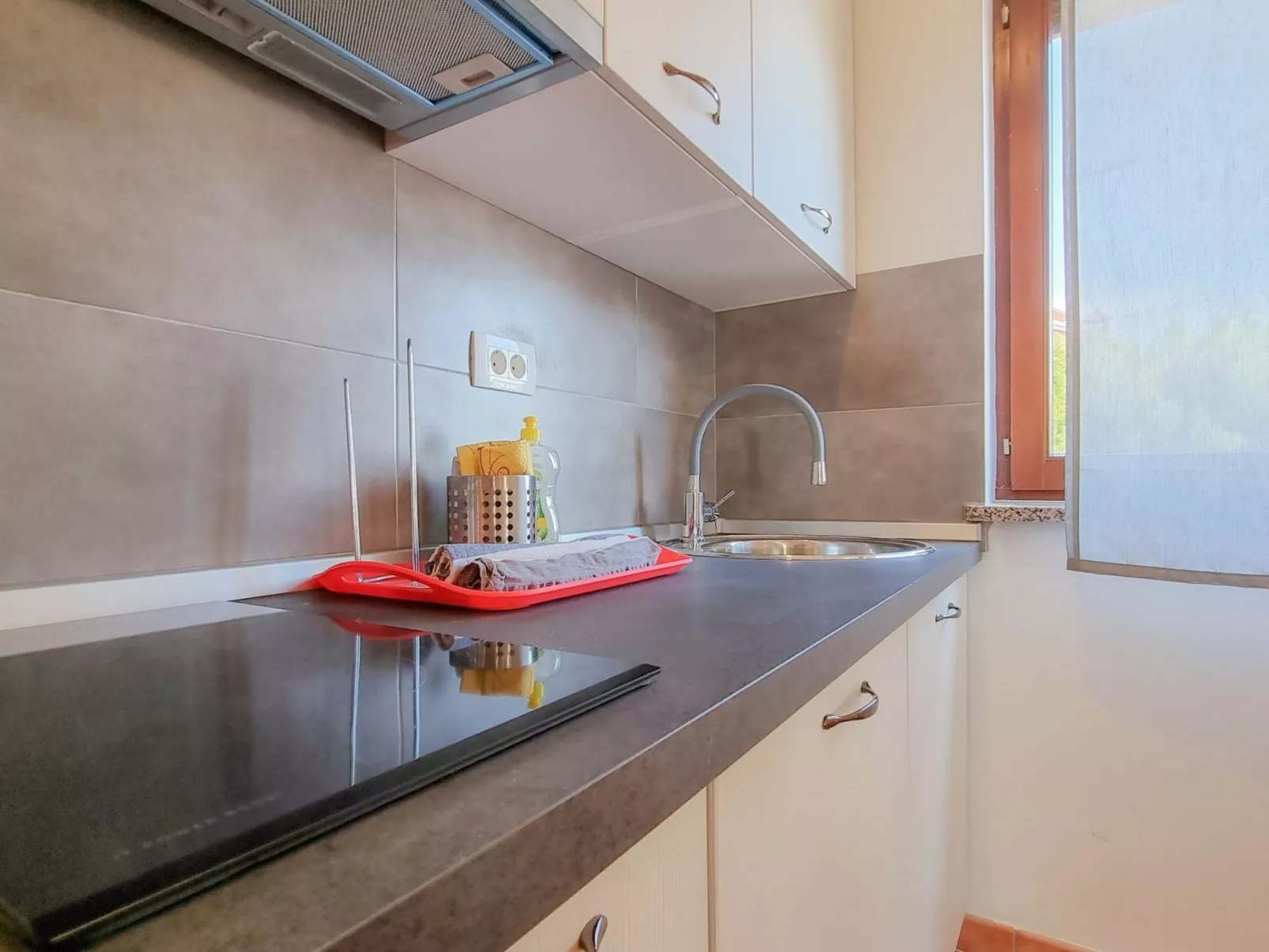 Studio-Wohnung "Dani 2" mit Terrasse-Binnen