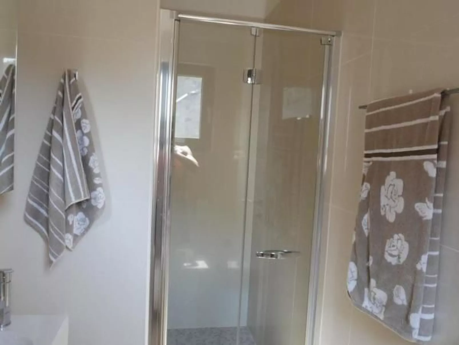 Villa Paradise-Binnen