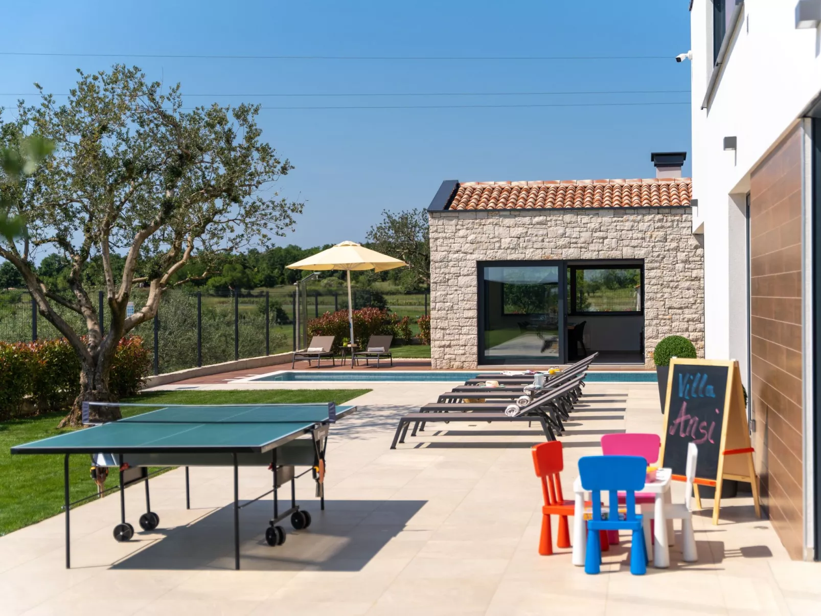 Villa Ansi Exclusive-Buiten