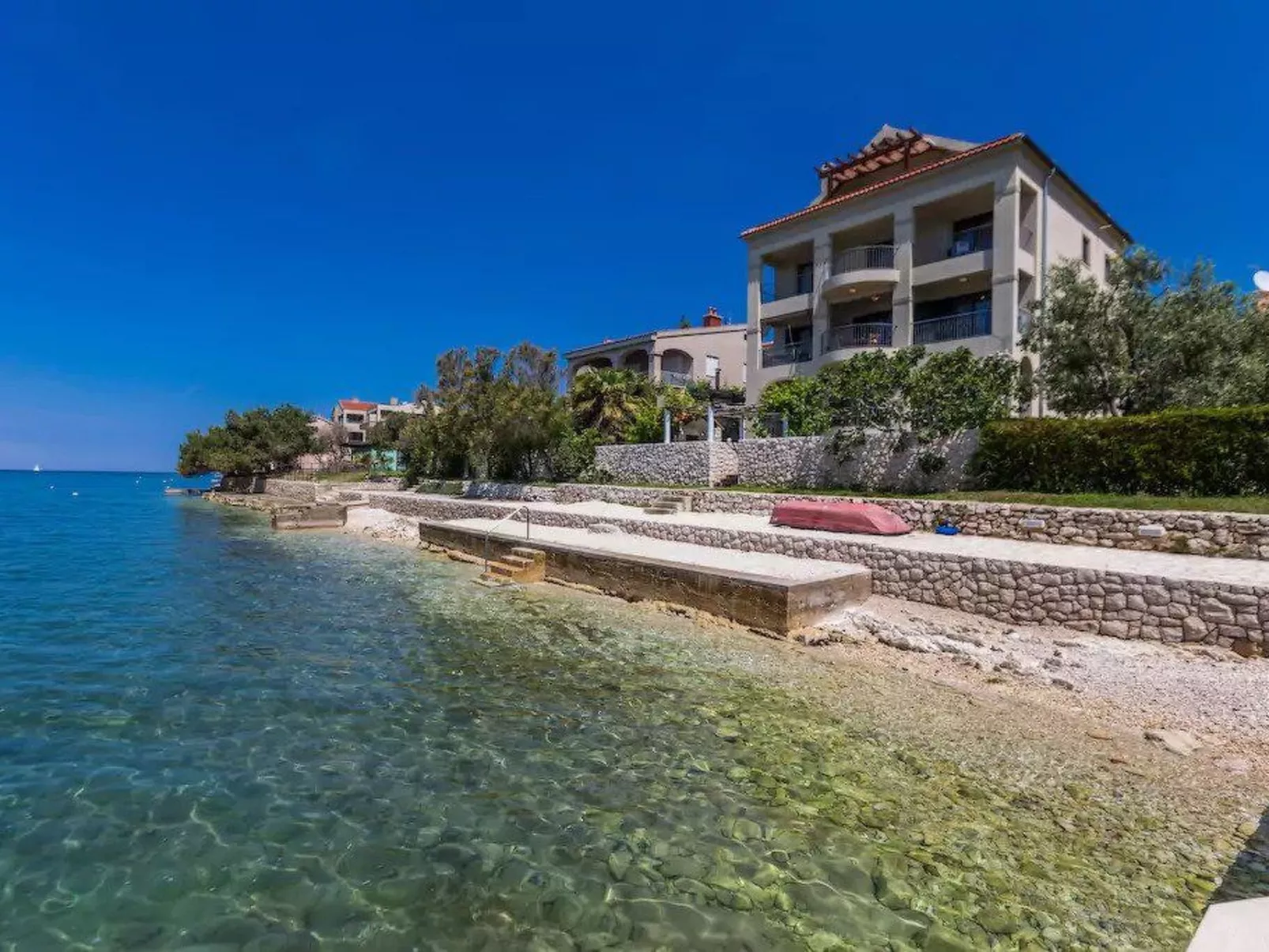 Wohnung mit Blick auf das Wasser-Buiten