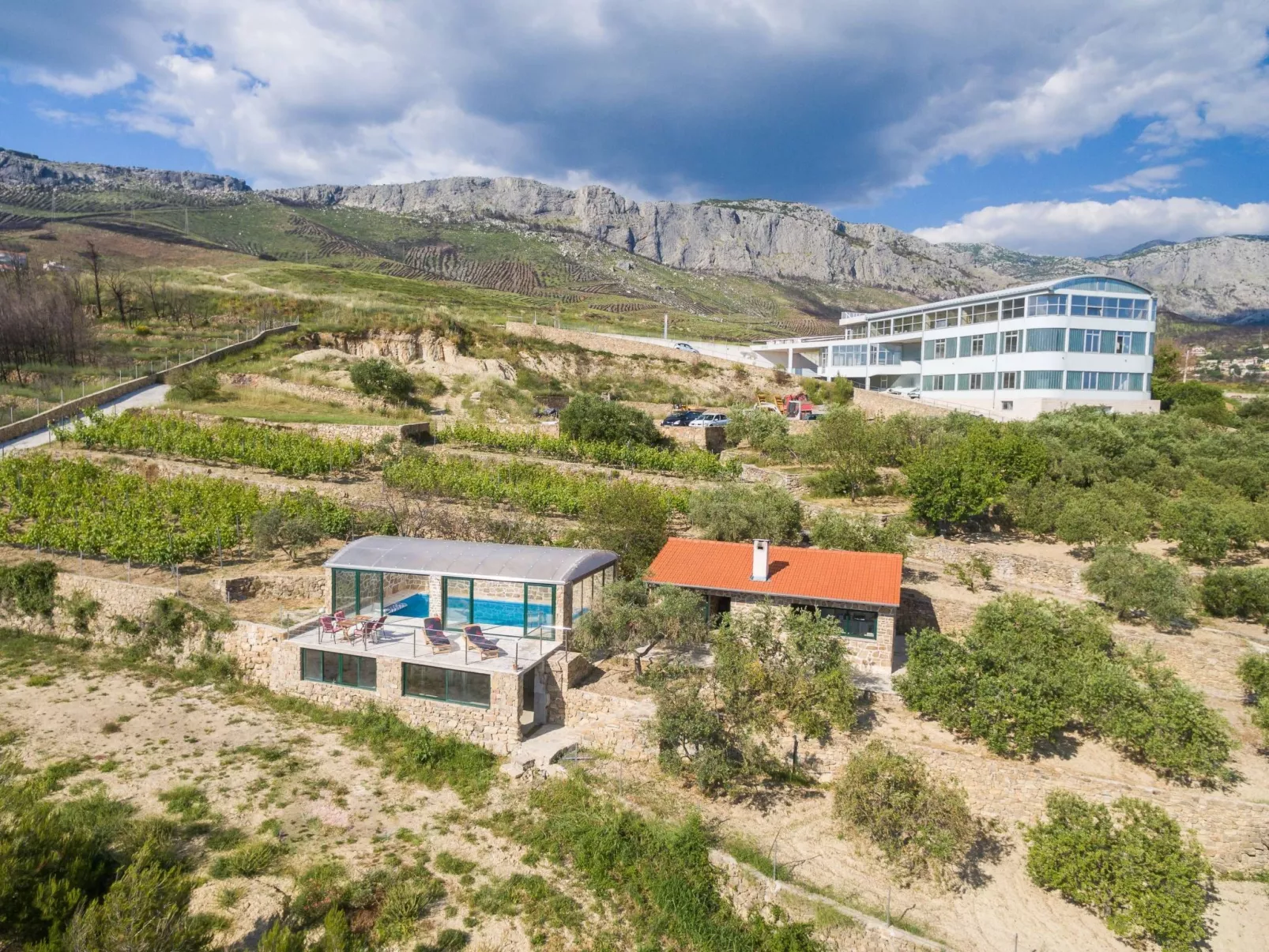 Ferienvilla Kalista mit Pool und tollem Ausblick-Buiten