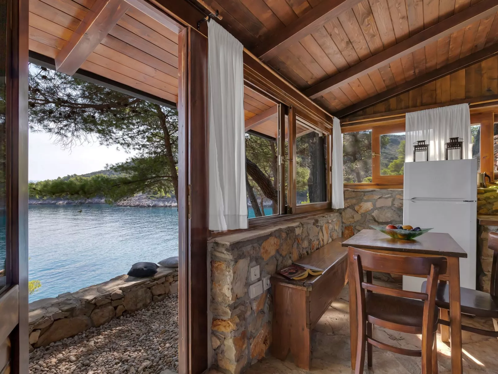 Haus in Općina Sućuraj mit Grill und Terrasse-Binnen