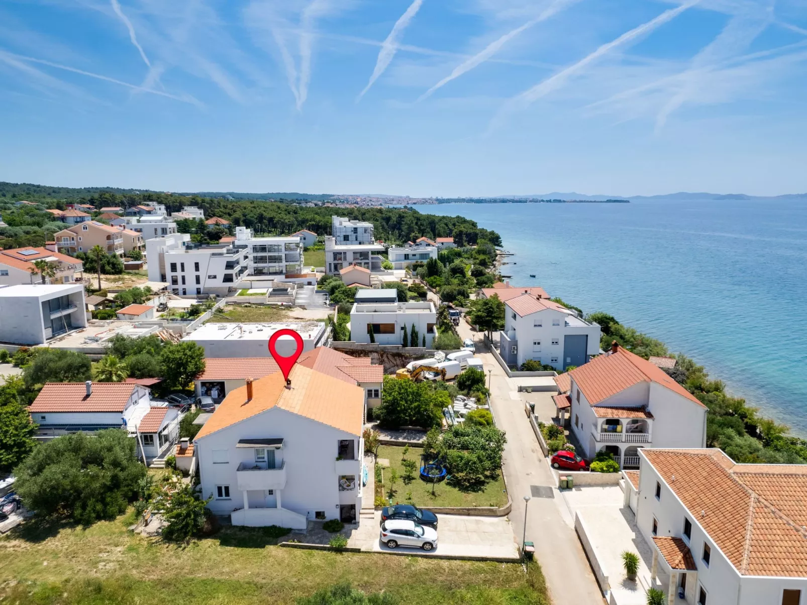 "Lenko 1" mit Blick auf das Wasser