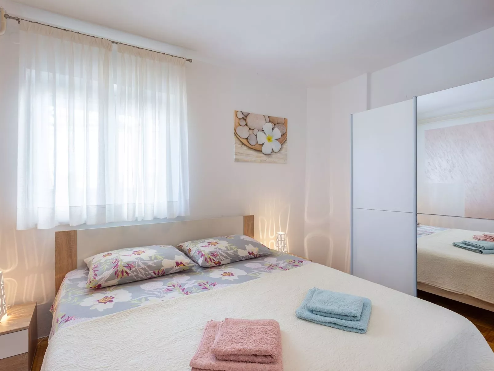 "Appartement Perka No.1"-Image-tags.info