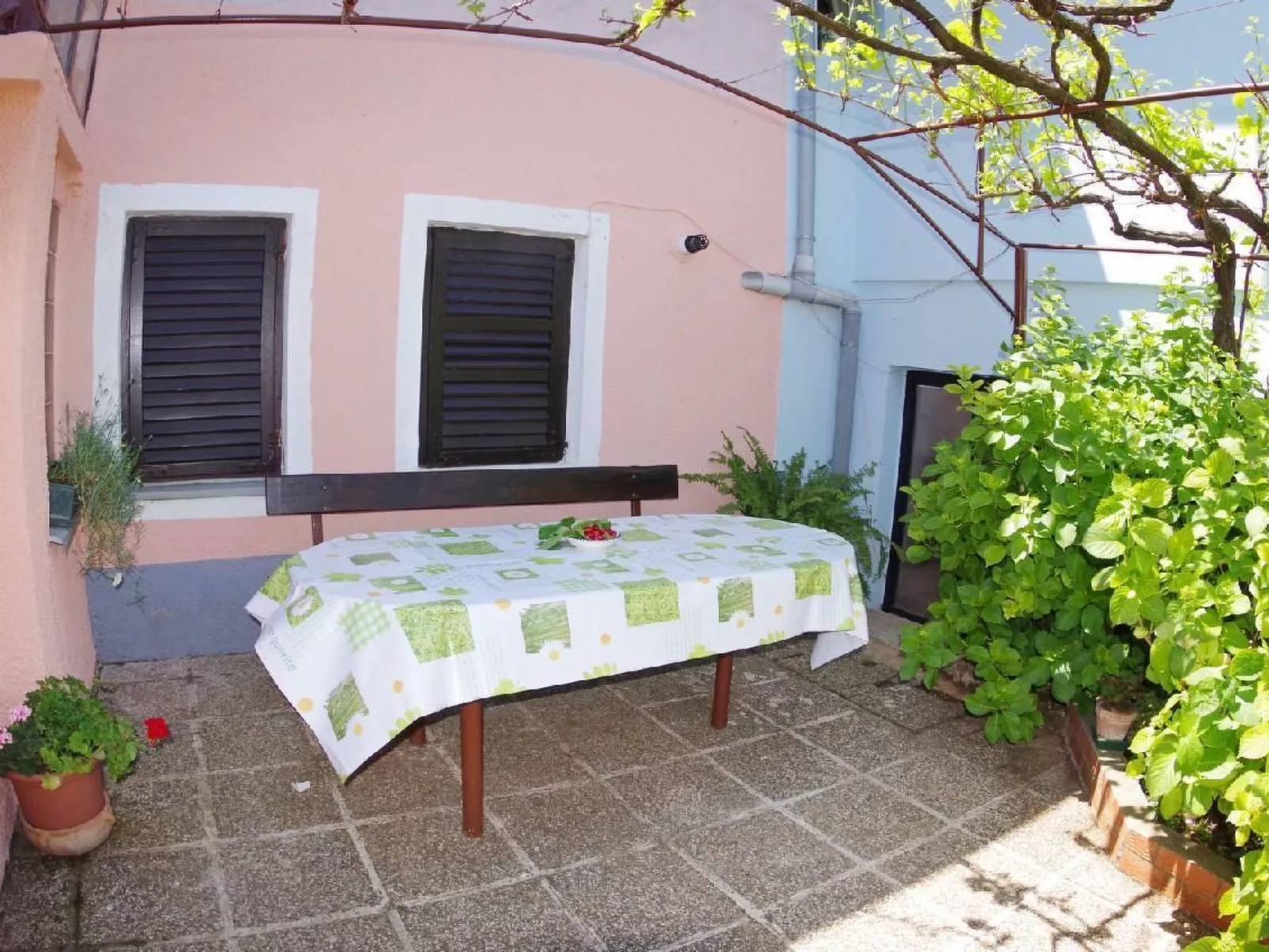 Im Dorf Peresiji-Image-tags.info