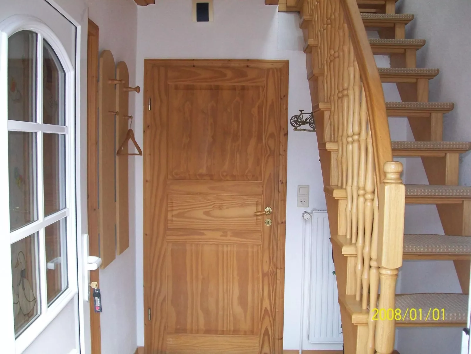 Mit umfriedetem Garten und Terrassen-Binnen