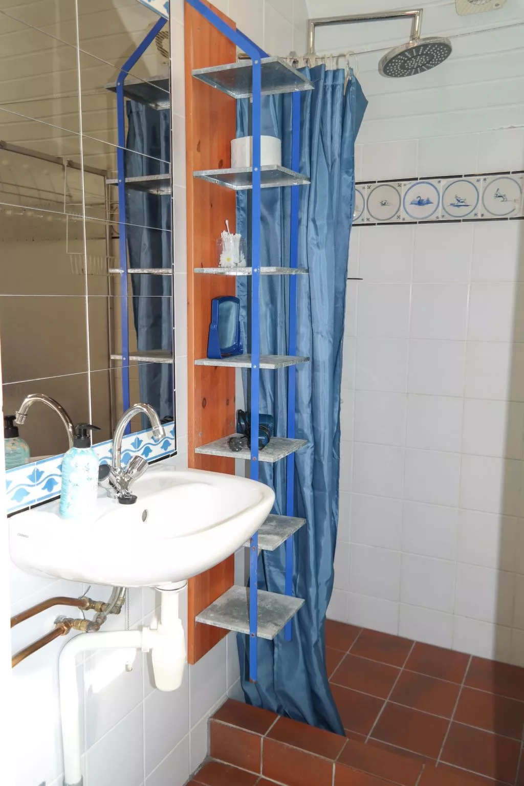 109 Gudrun-Image-tags.info