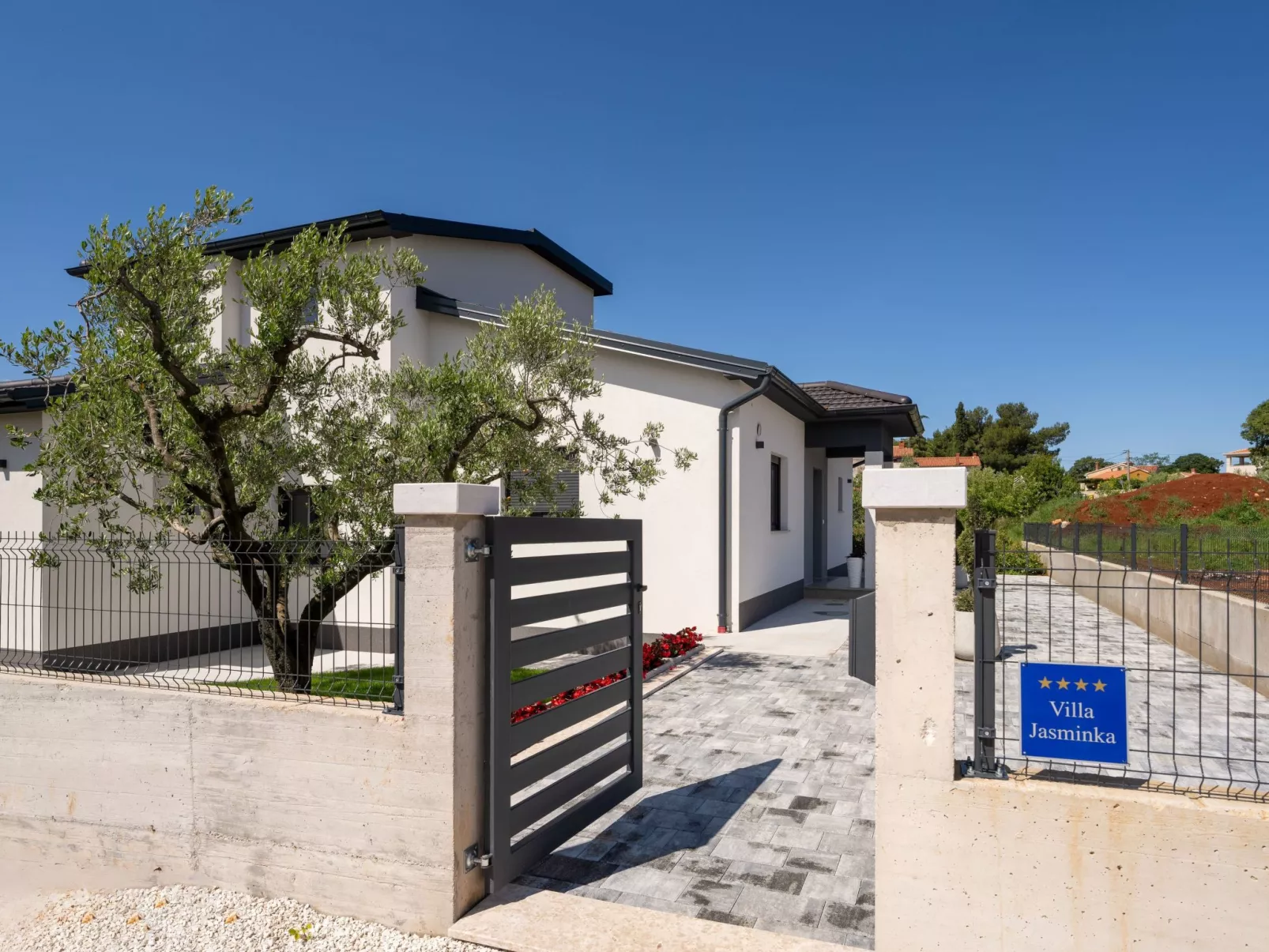 Villa Jasminka-Buiten