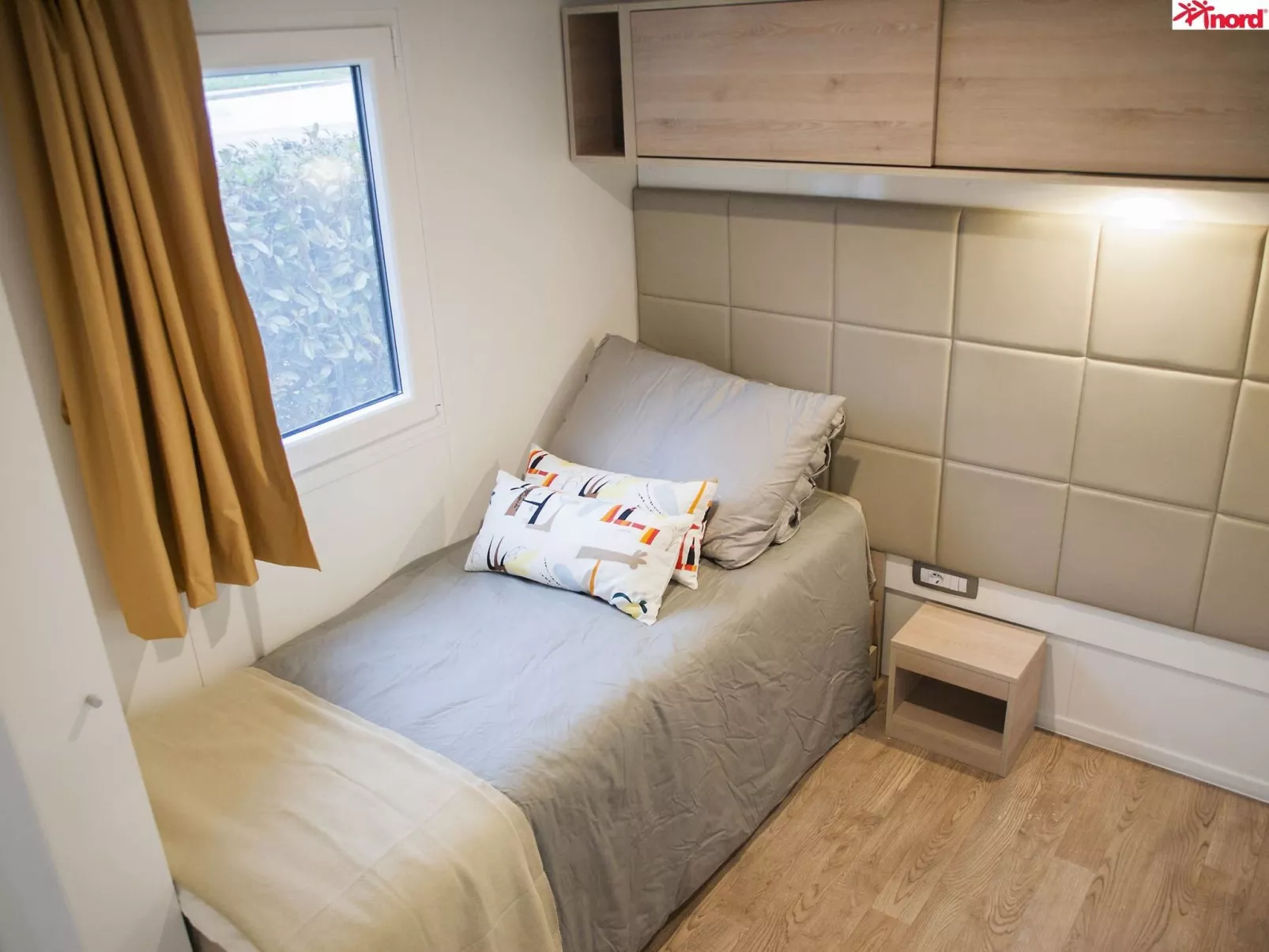 Mobilheim für 4 Erwachsene und 2 Kinder-Binnen