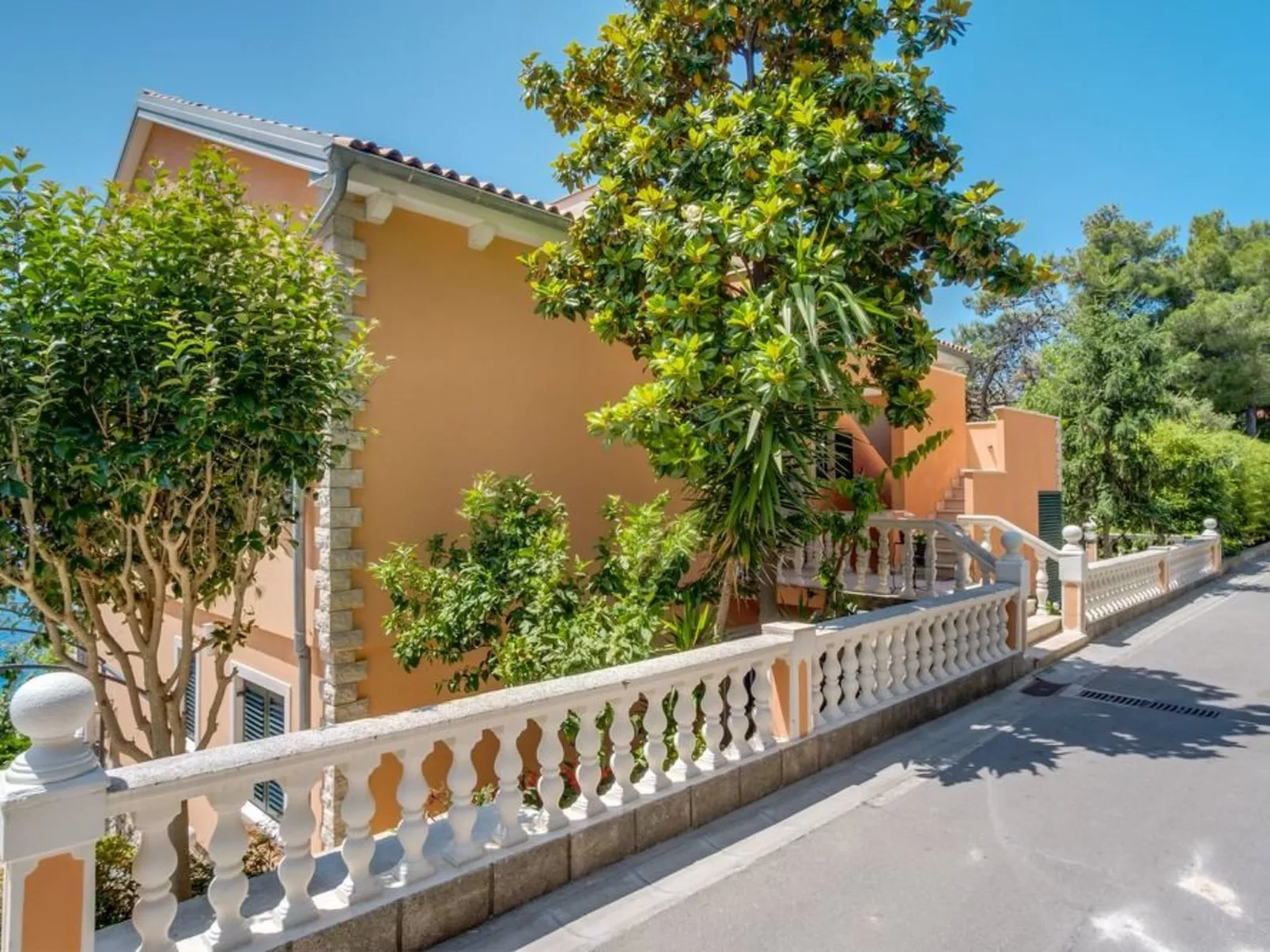 Villa Magnolia - Apartment Gardenia-Buiten