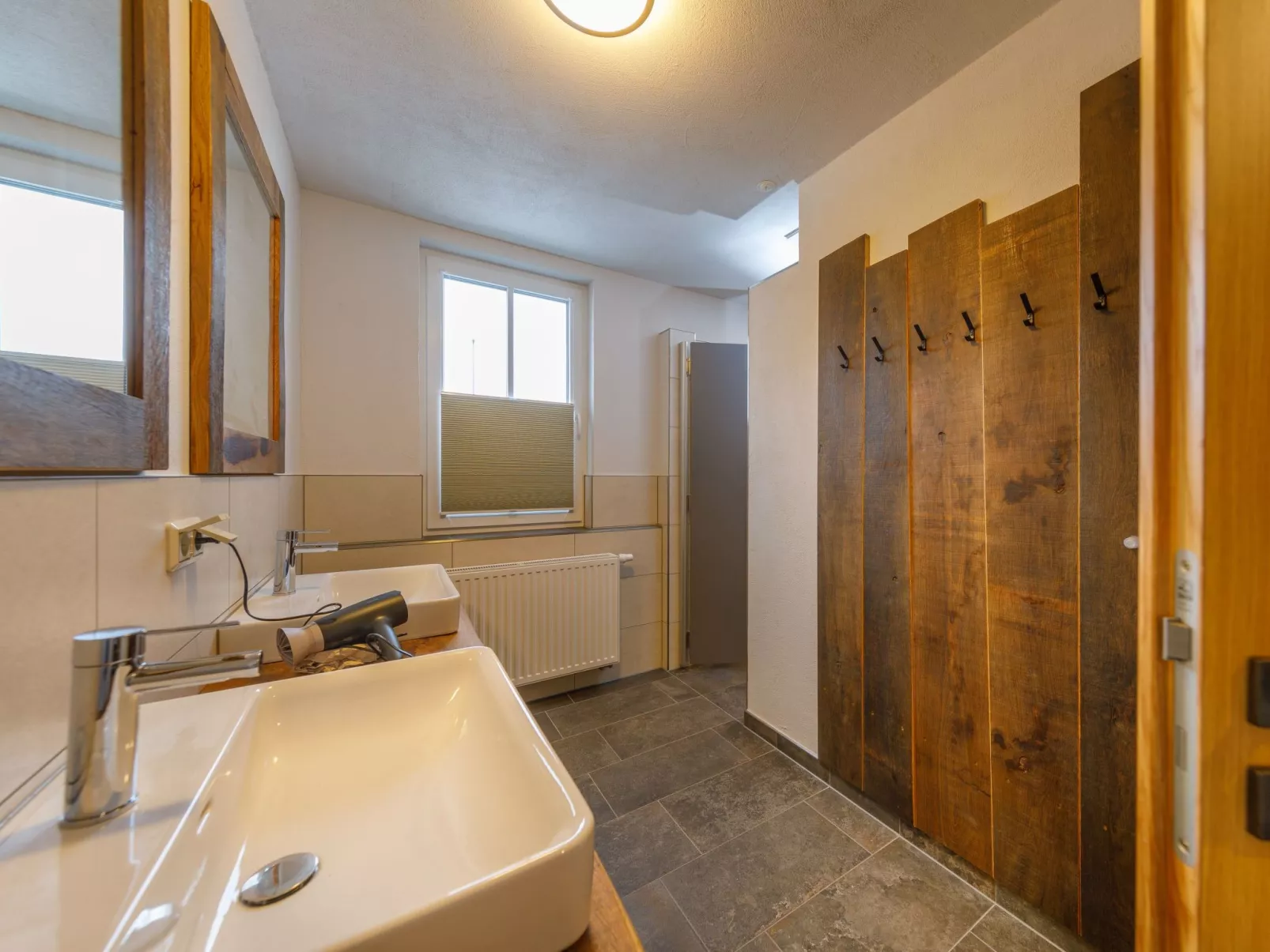 Bergwiesenalm-Binnen