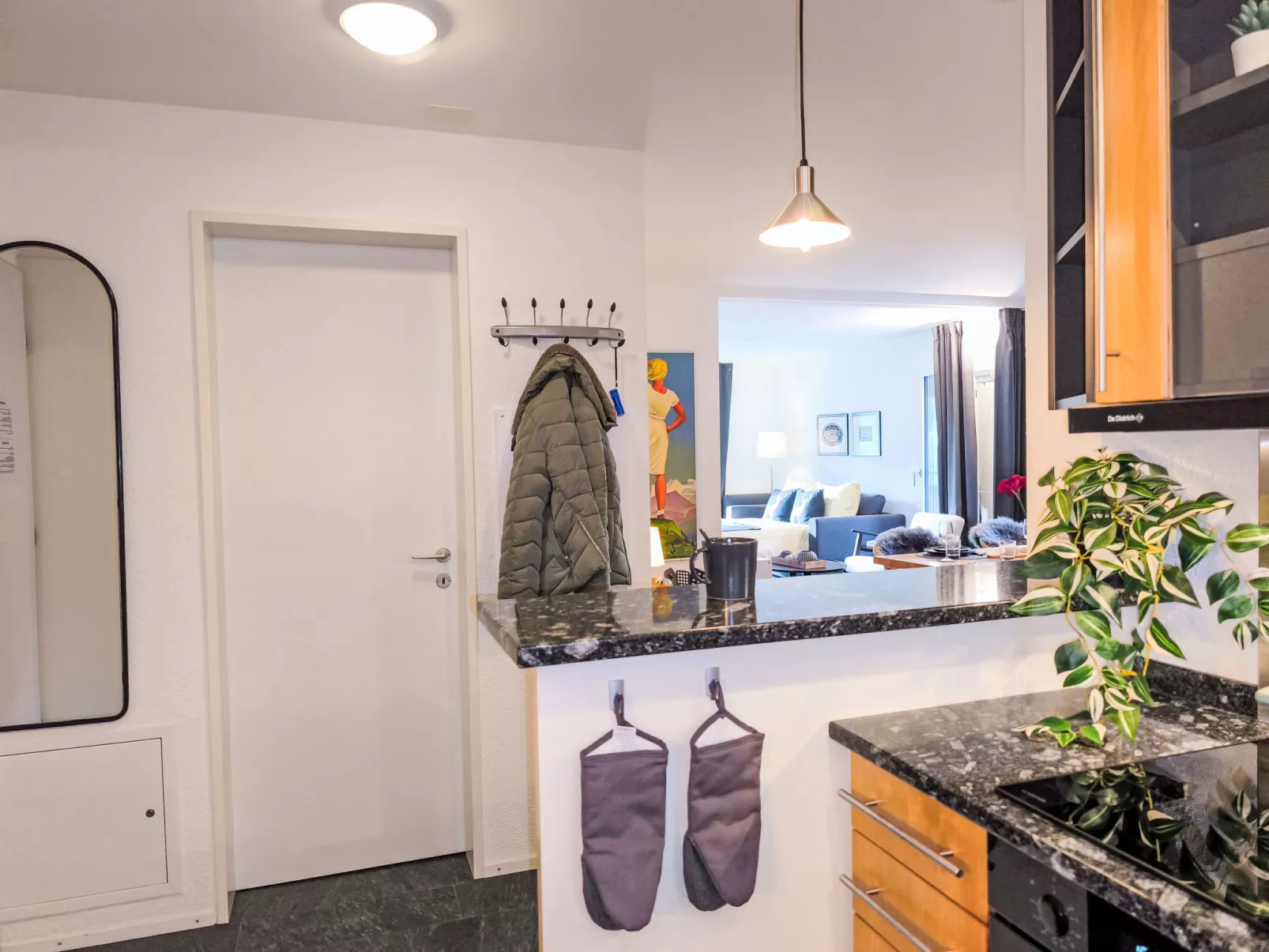 Silence, Apt. P-Binnen