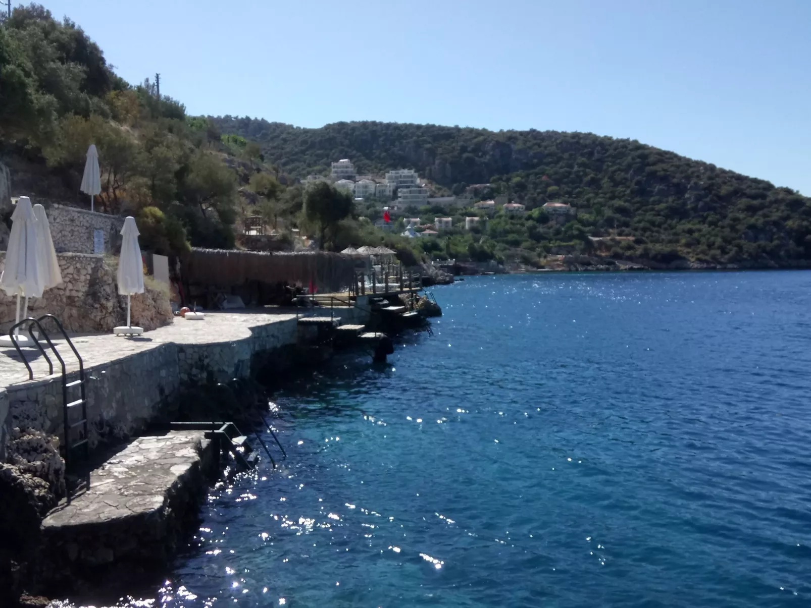 Ferienvilla Amare mit privatem Pool und Meerblick-Buiten