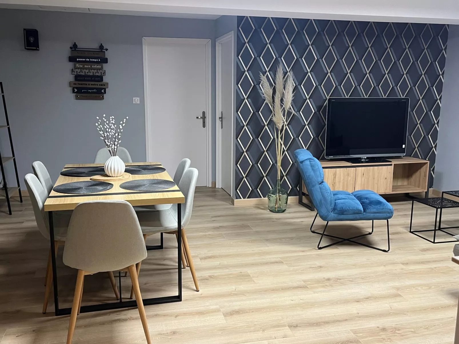 Wohnung mit Privatparkplatz