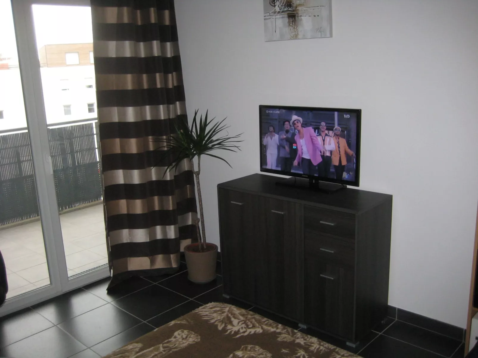 SCHÖNE T3 MIT SÜDTERRASSE-Binnen