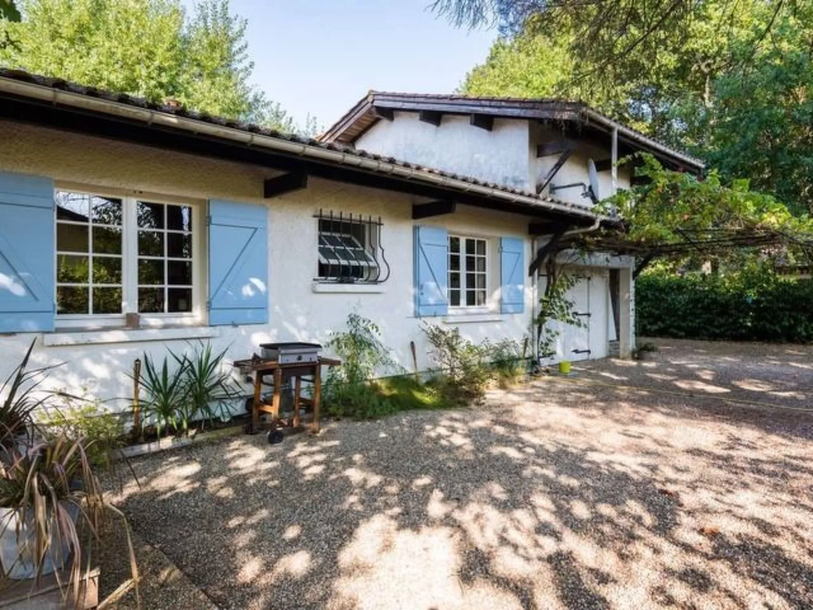 10 p mit beheiztem Pool