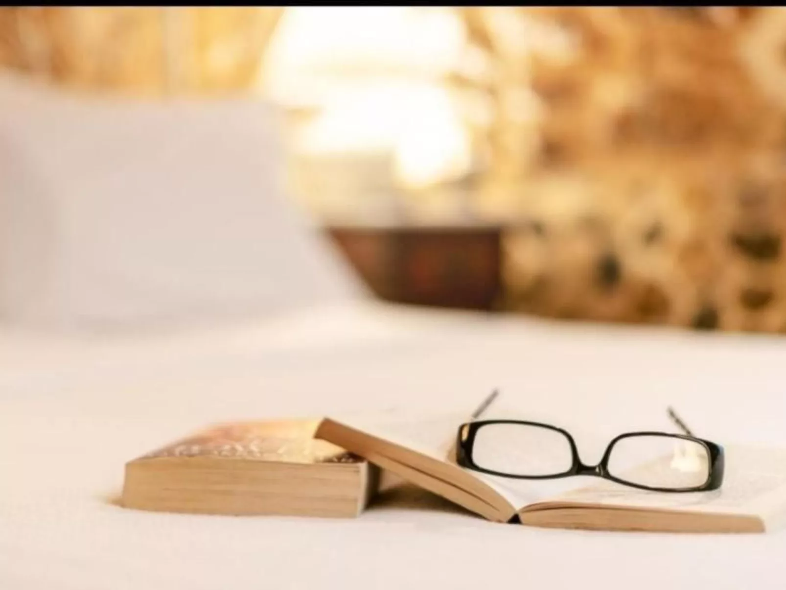 Mit Blick auf das Wasser