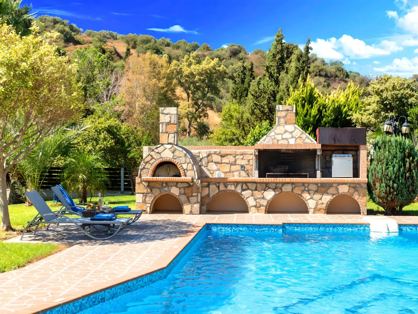 Mirsini Villa Privater Pool Jacuzzi-Buiten